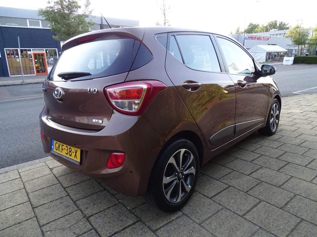 Hoofdafbeelding Hyundai i10