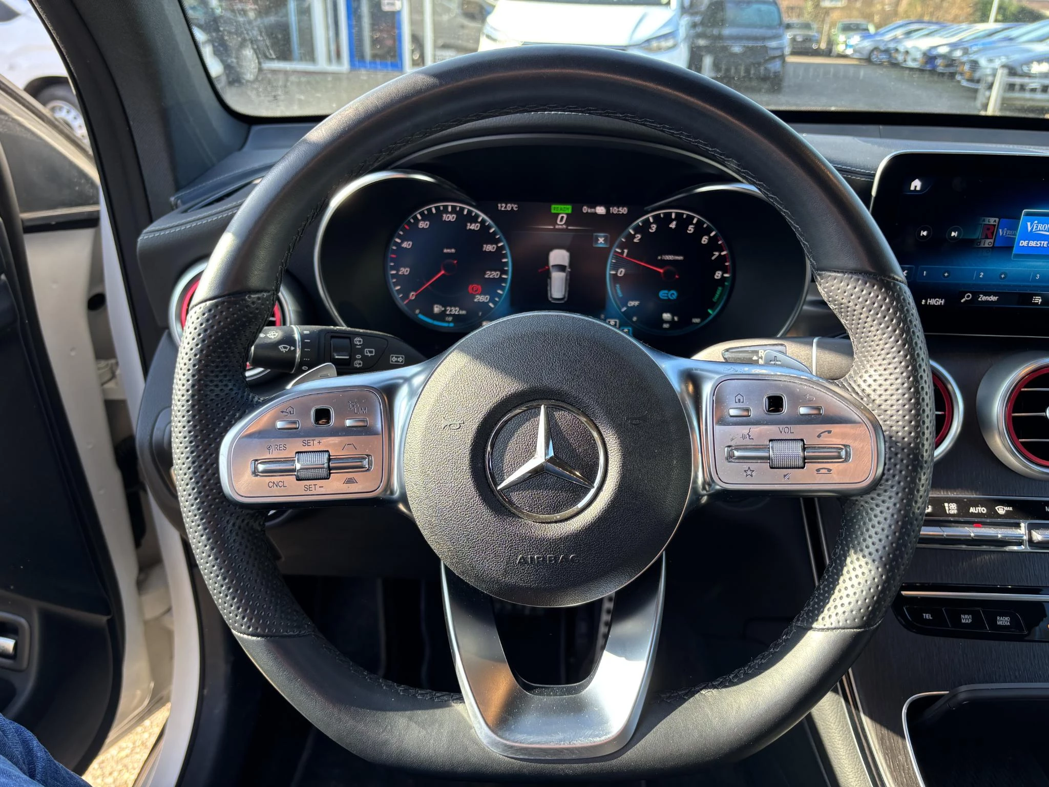 Hoofdafbeelding Mercedes-Benz GLC