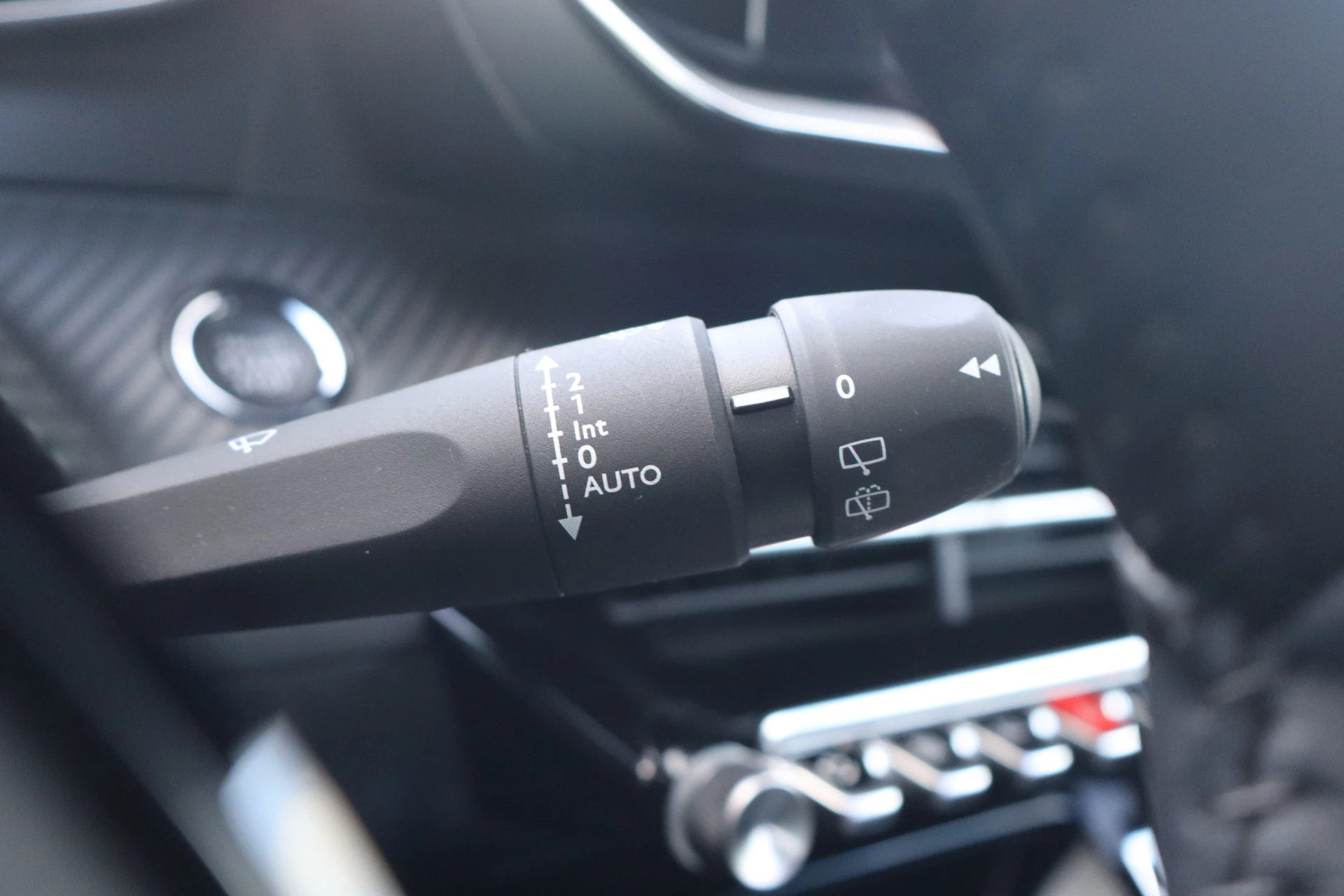 Hoofdafbeelding Peugeot e-2008