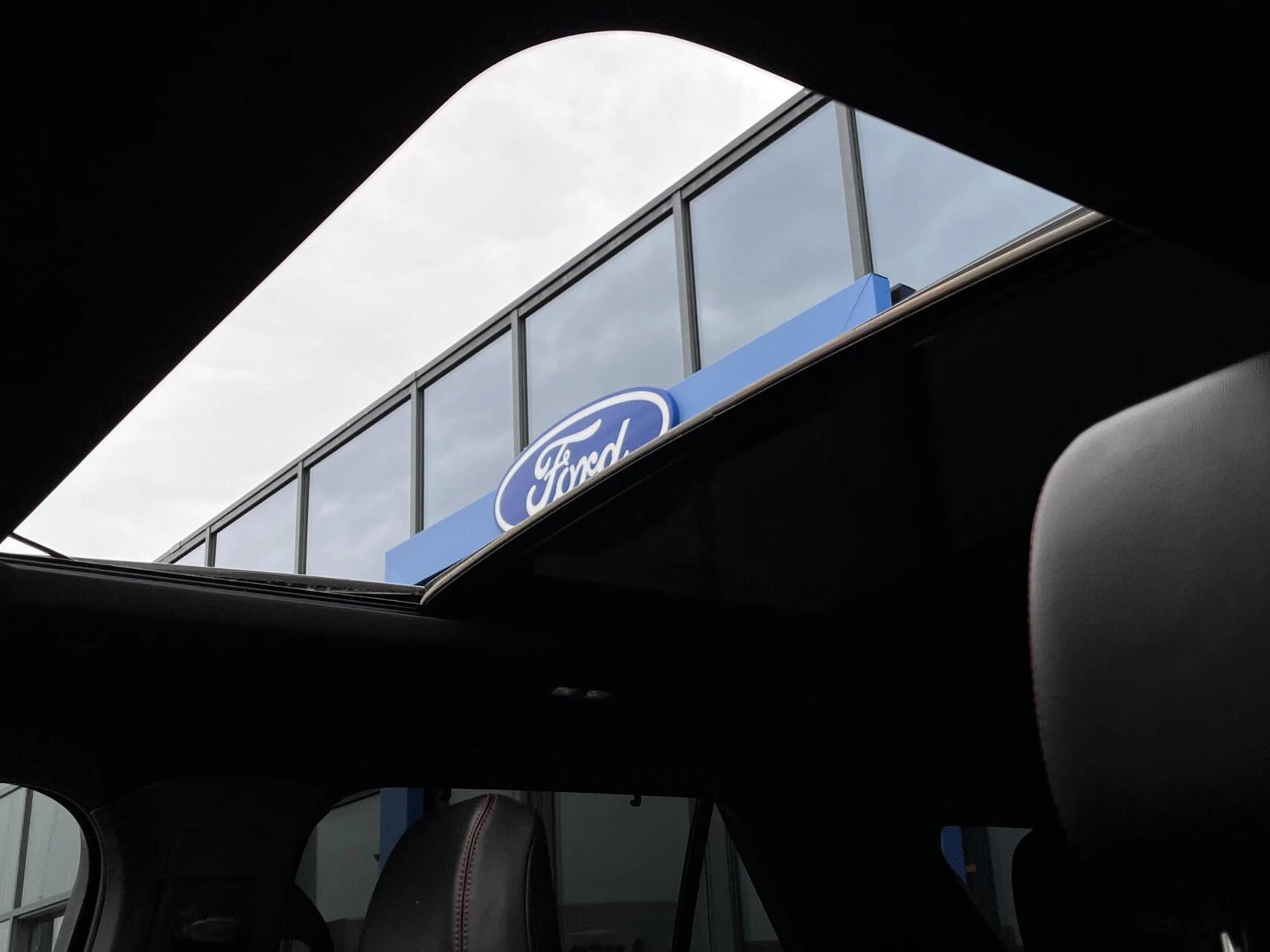 Hoofdafbeelding Ford Explorer