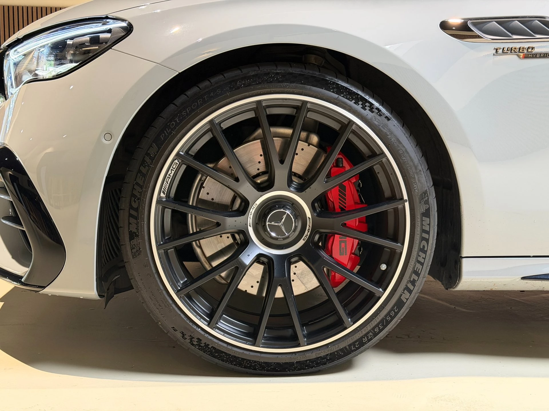 Hoofdafbeelding Mercedes-Benz E-Klasse