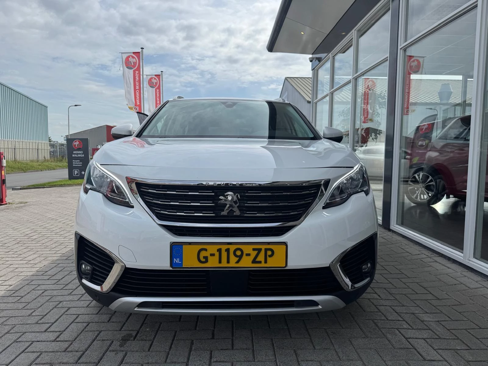 Hoofdafbeelding Peugeot 5008