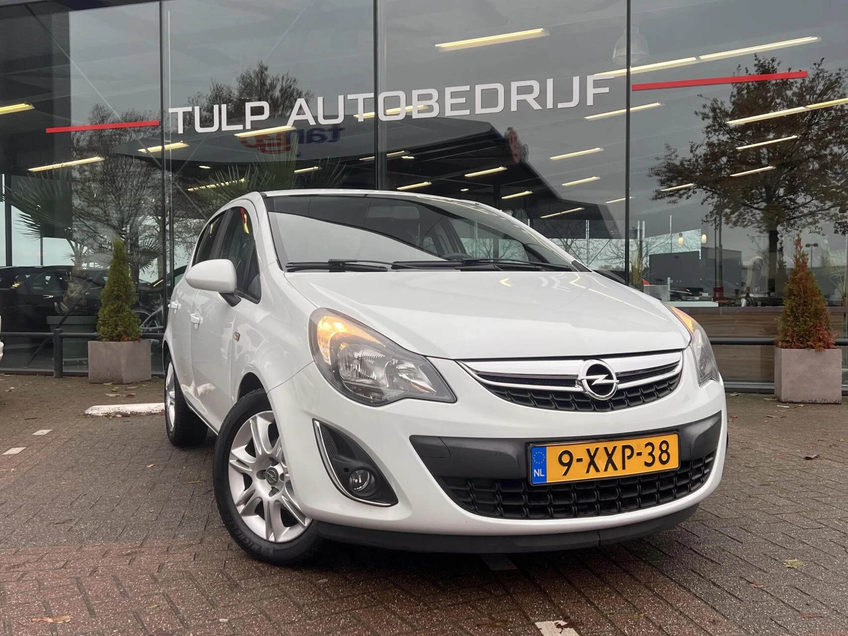 Hoofdafbeelding Opel Corsa