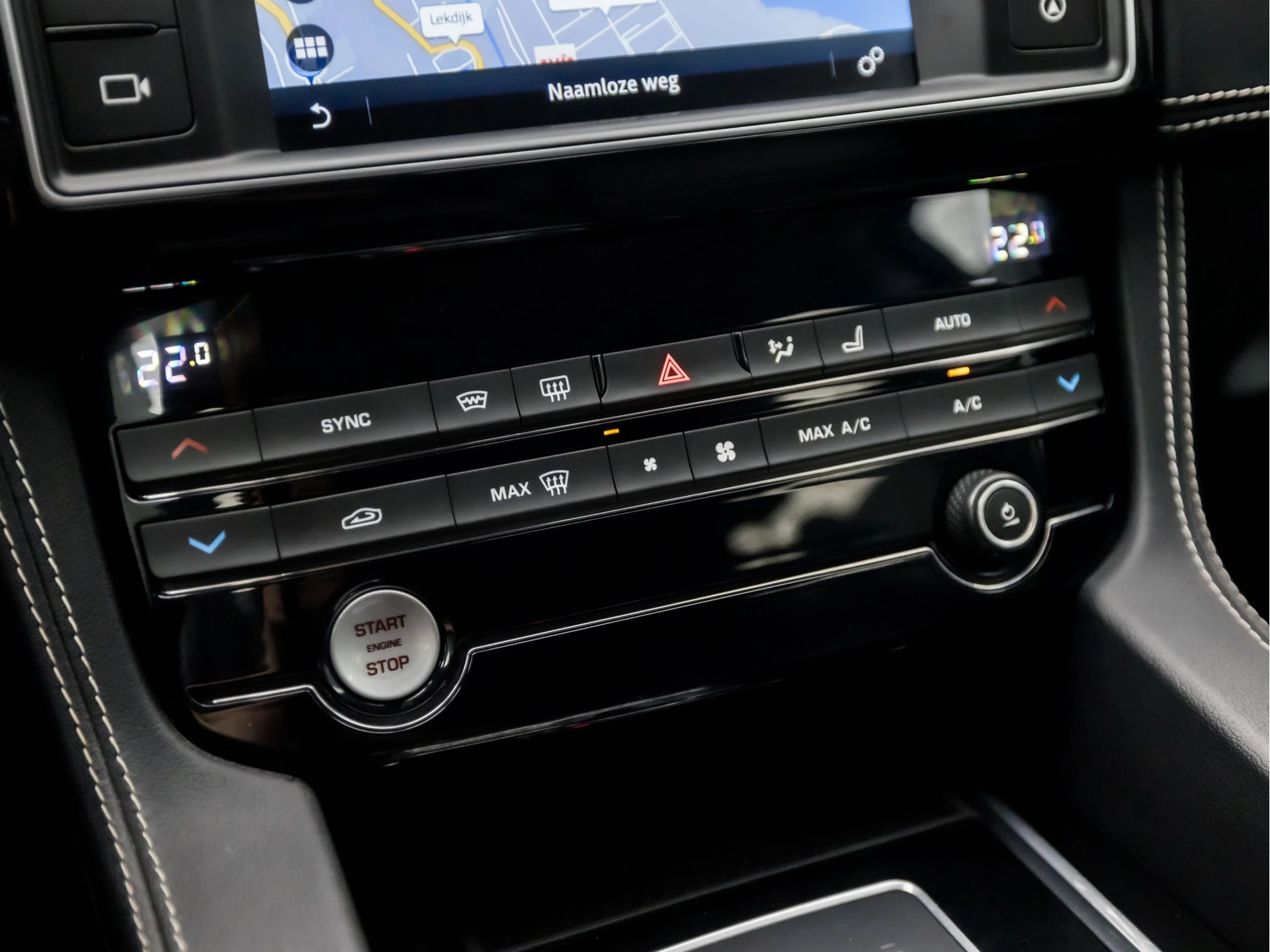 Hoofdafbeelding Jaguar F-PACE
