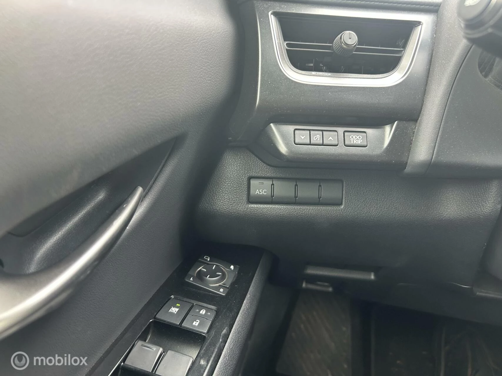Hoofdafbeelding Lexus UX