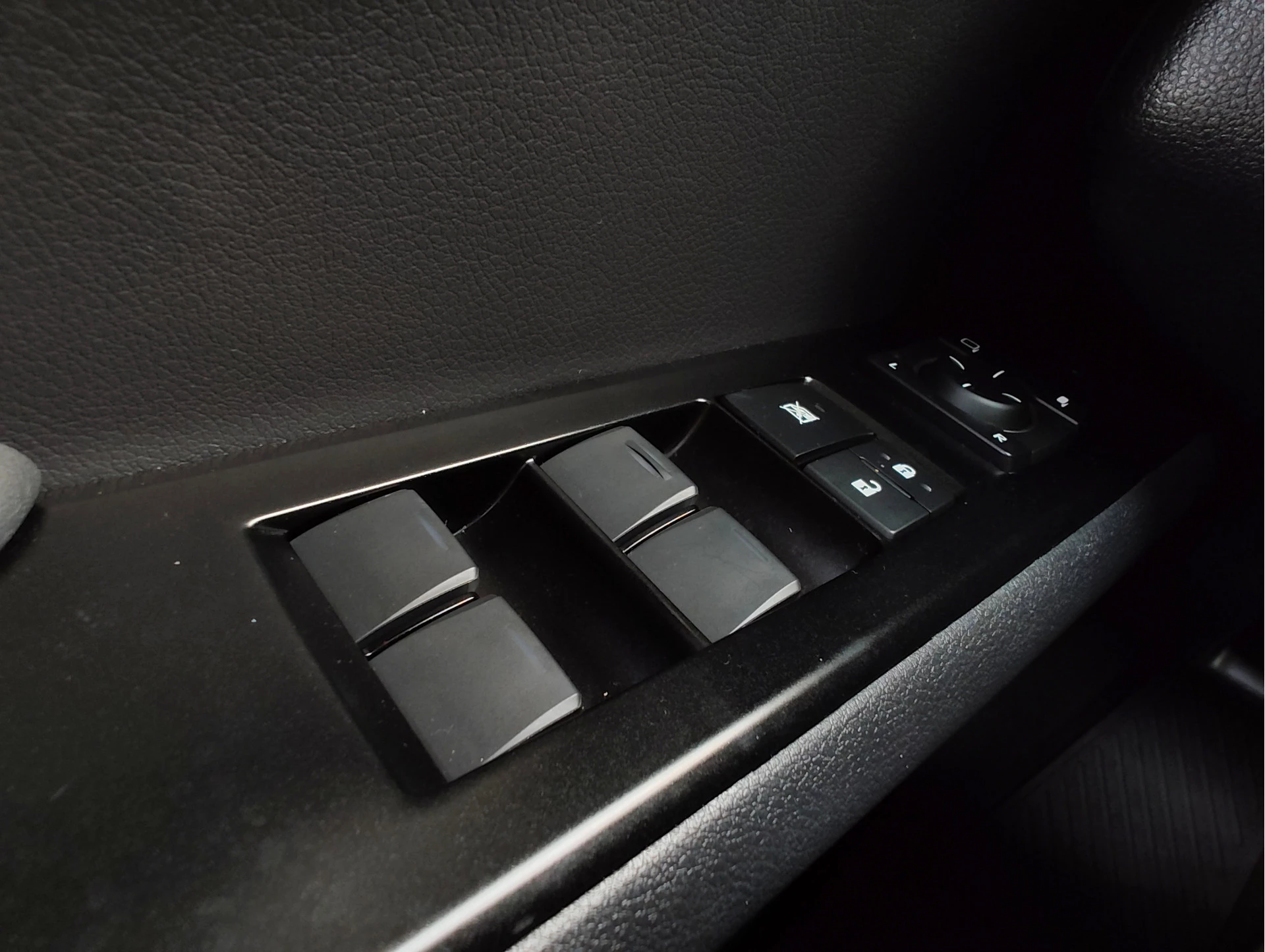 Hoofdafbeelding Lexus UX