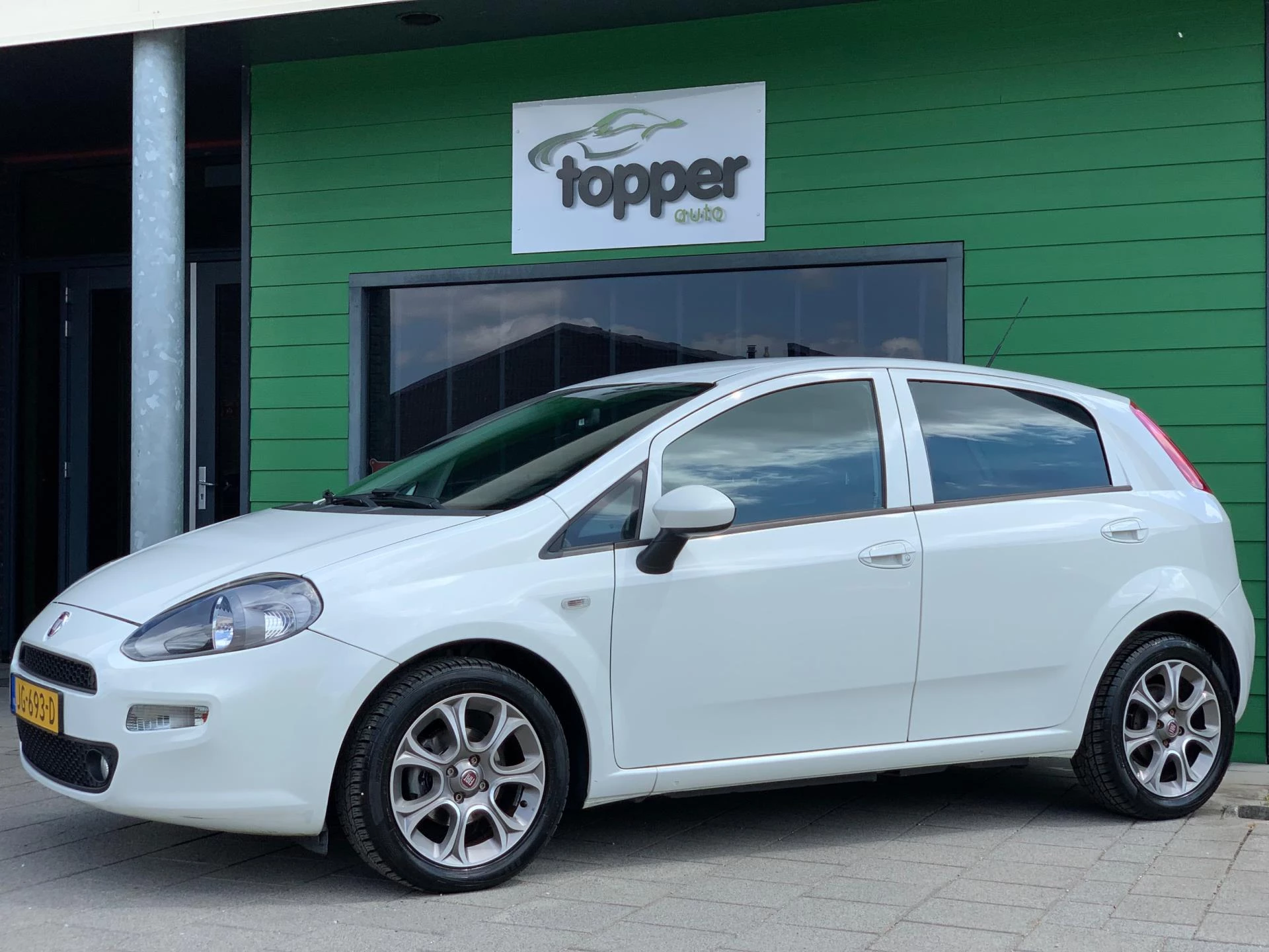 Hoofdafbeelding Fiat Punto