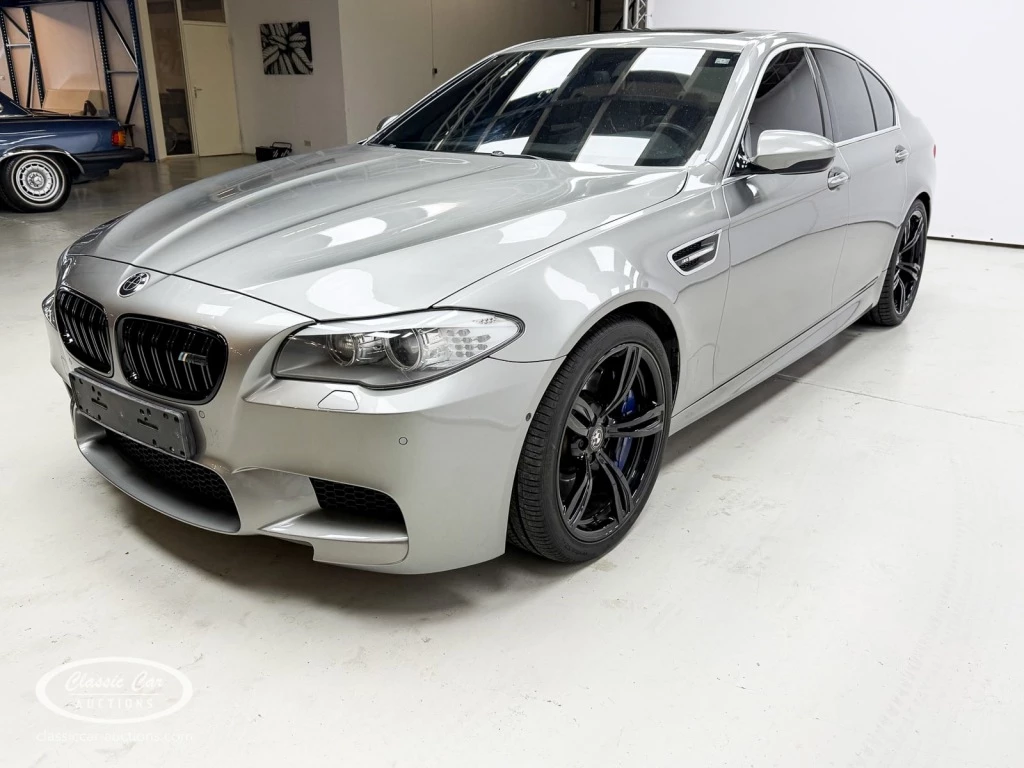 Hoofdafbeelding BMW M5
