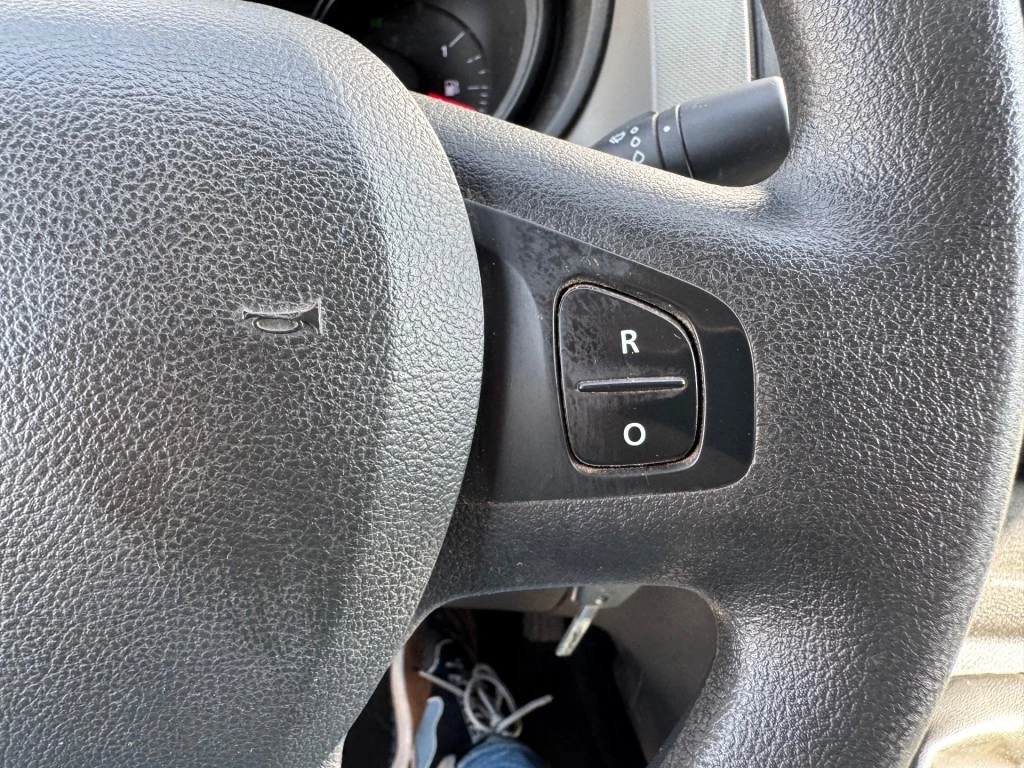Hoofdafbeelding Nissan NV300
