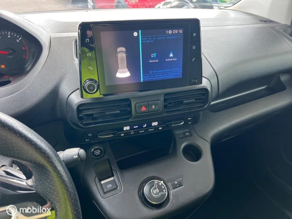 Hoofdafbeelding Peugeot Partner