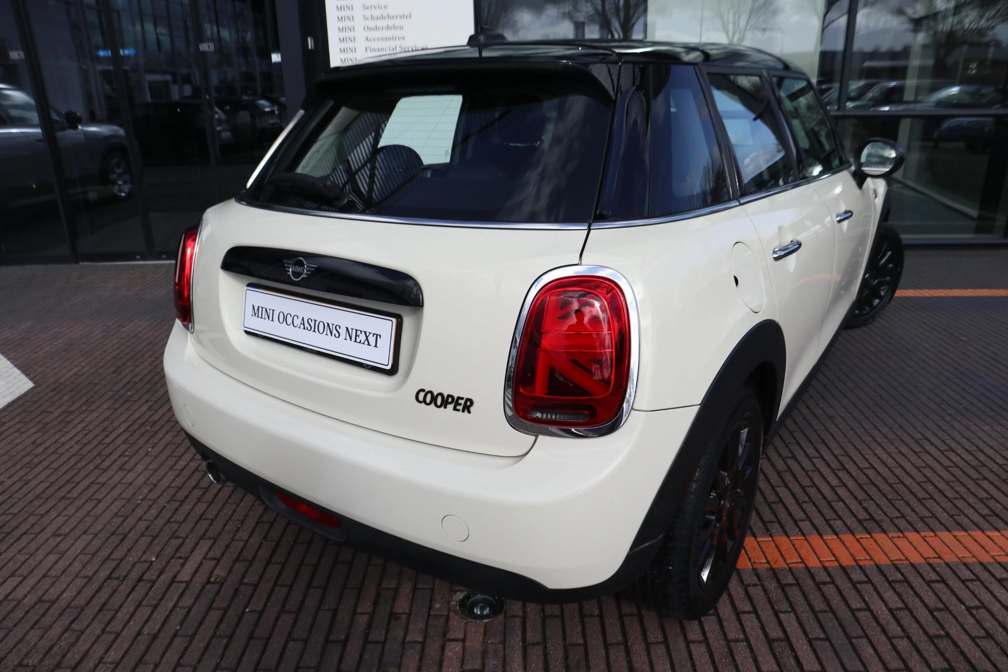 Hoofdafbeelding MINI 5-deurs