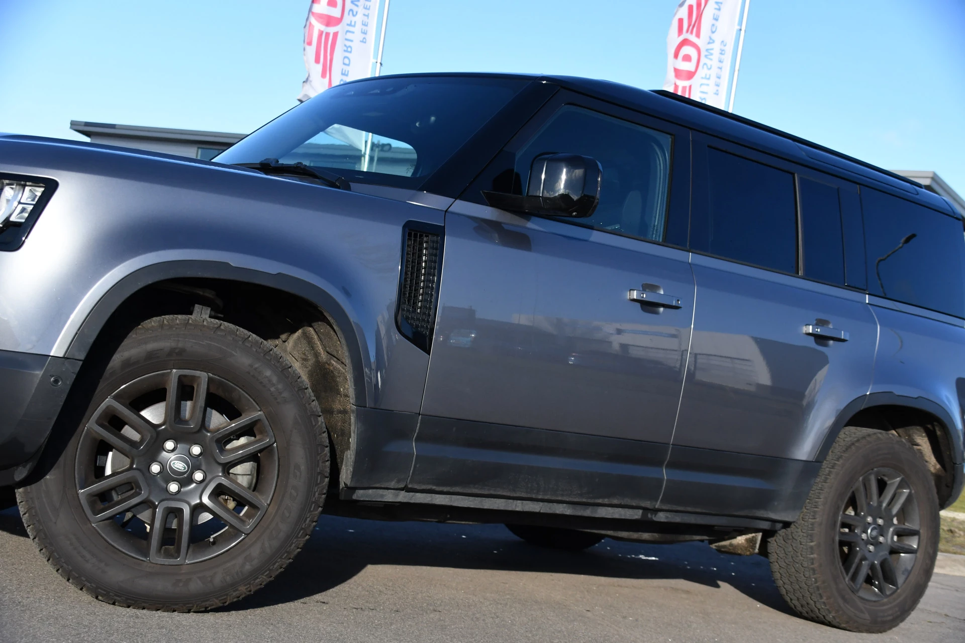 Hoofdafbeelding Land Rover Defender