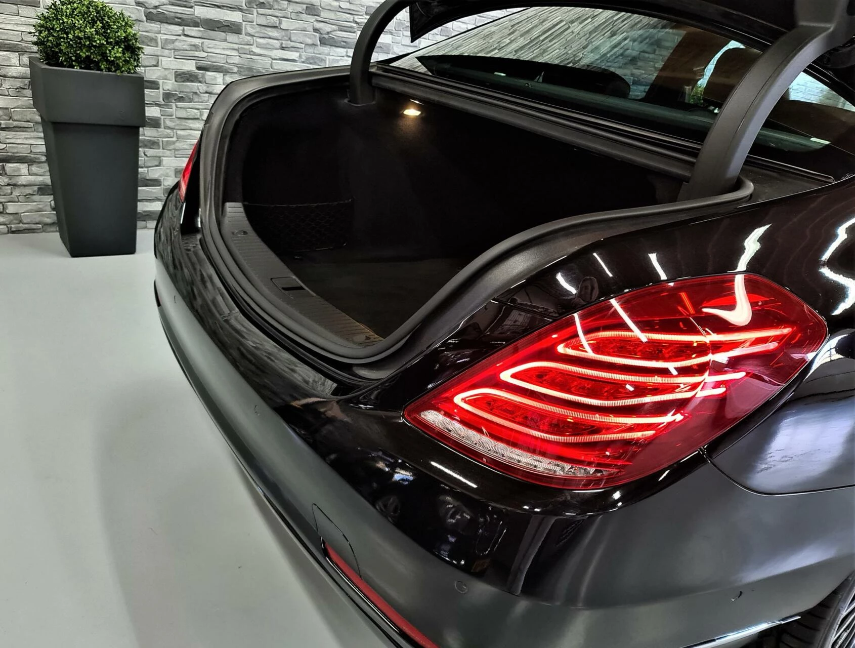 Hoofdafbeelding Mercedes-Benz S-Klasse