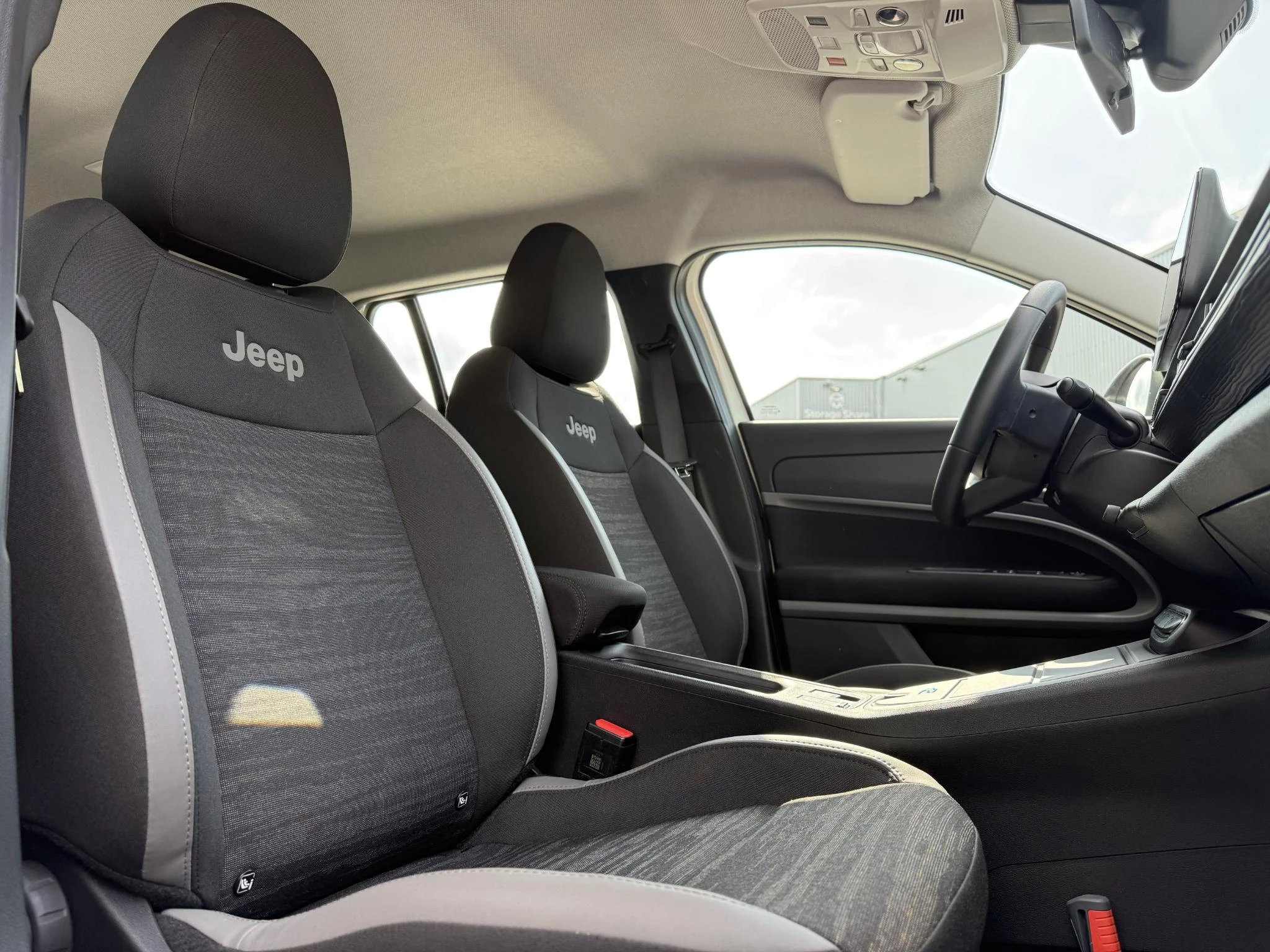 Hoofdafbeelding Jeep Avenger