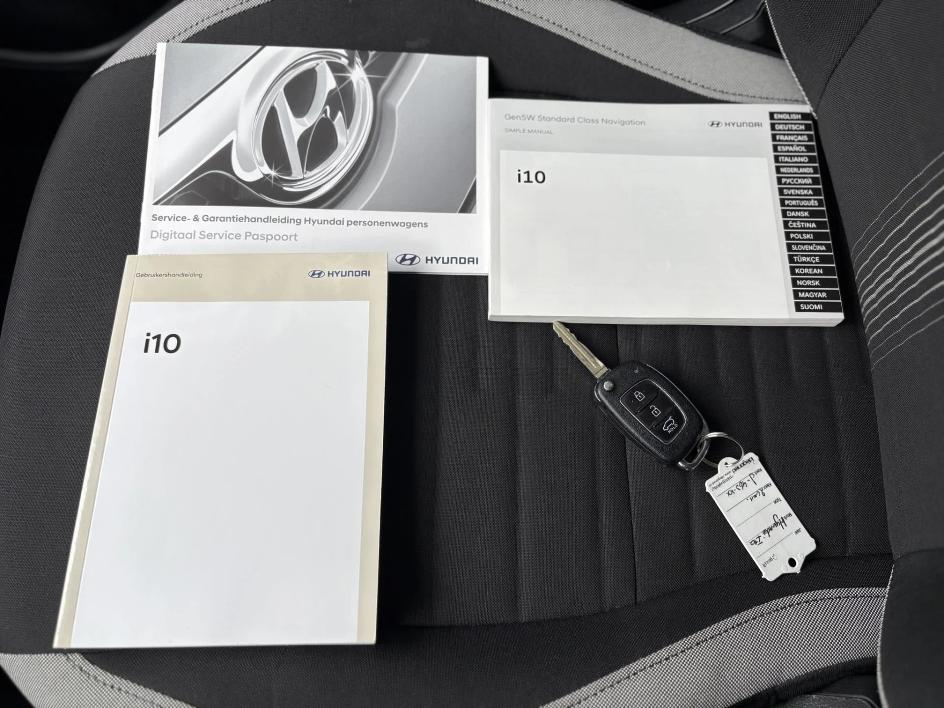 Hoofdafbeelding Hyundai i10