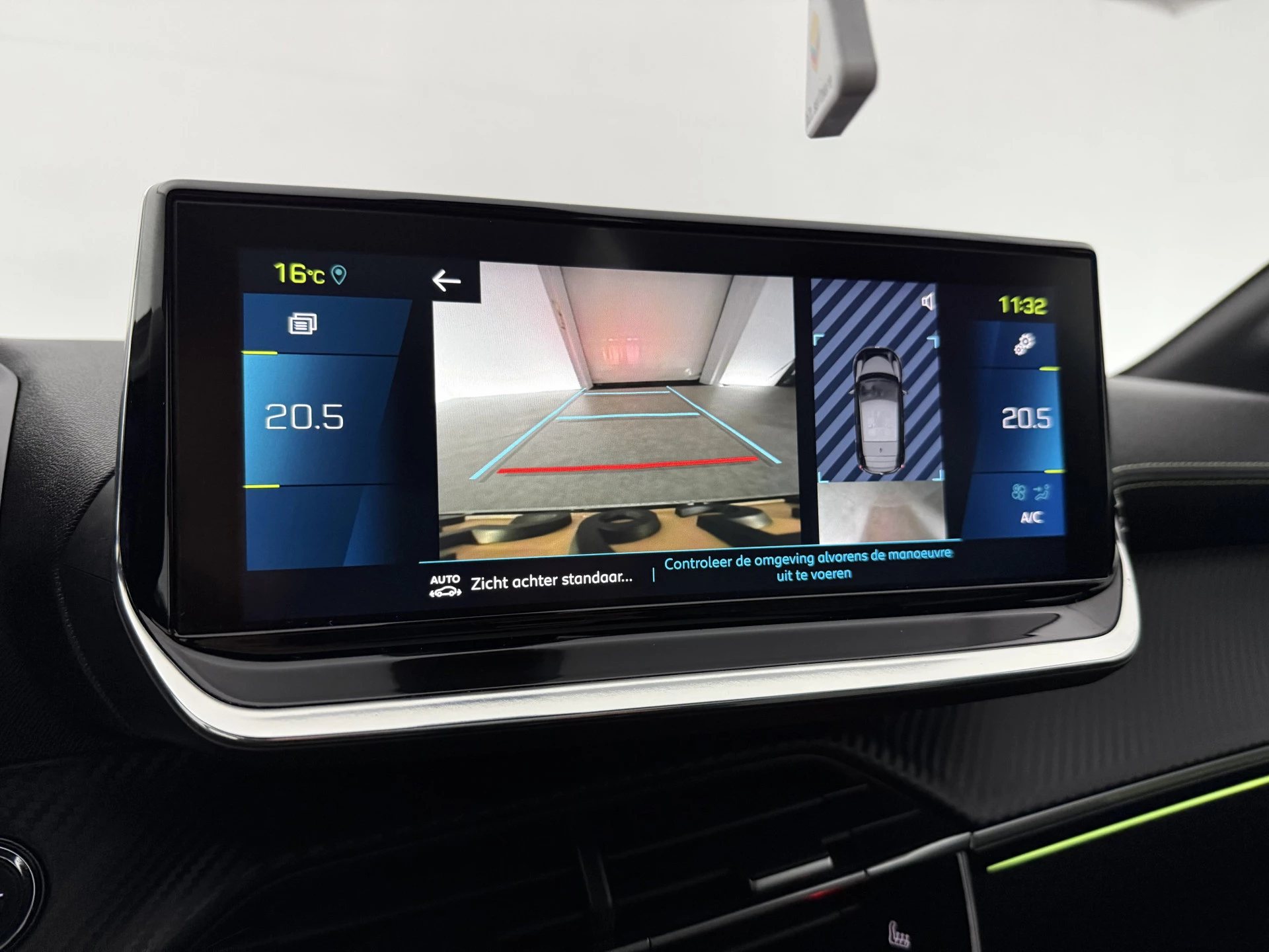 Hoofdafbeelding Peugeot e-208