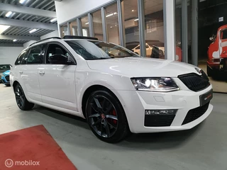 Skoda Octavia Combi 2.0 TSI RS DSG PANO LEER NAVI LED  CRUISE PDC
