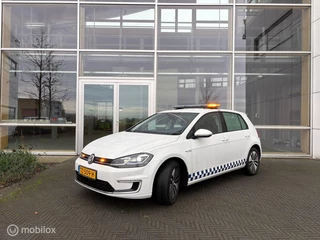 Volkswagen e-Golf Met zwaailicht