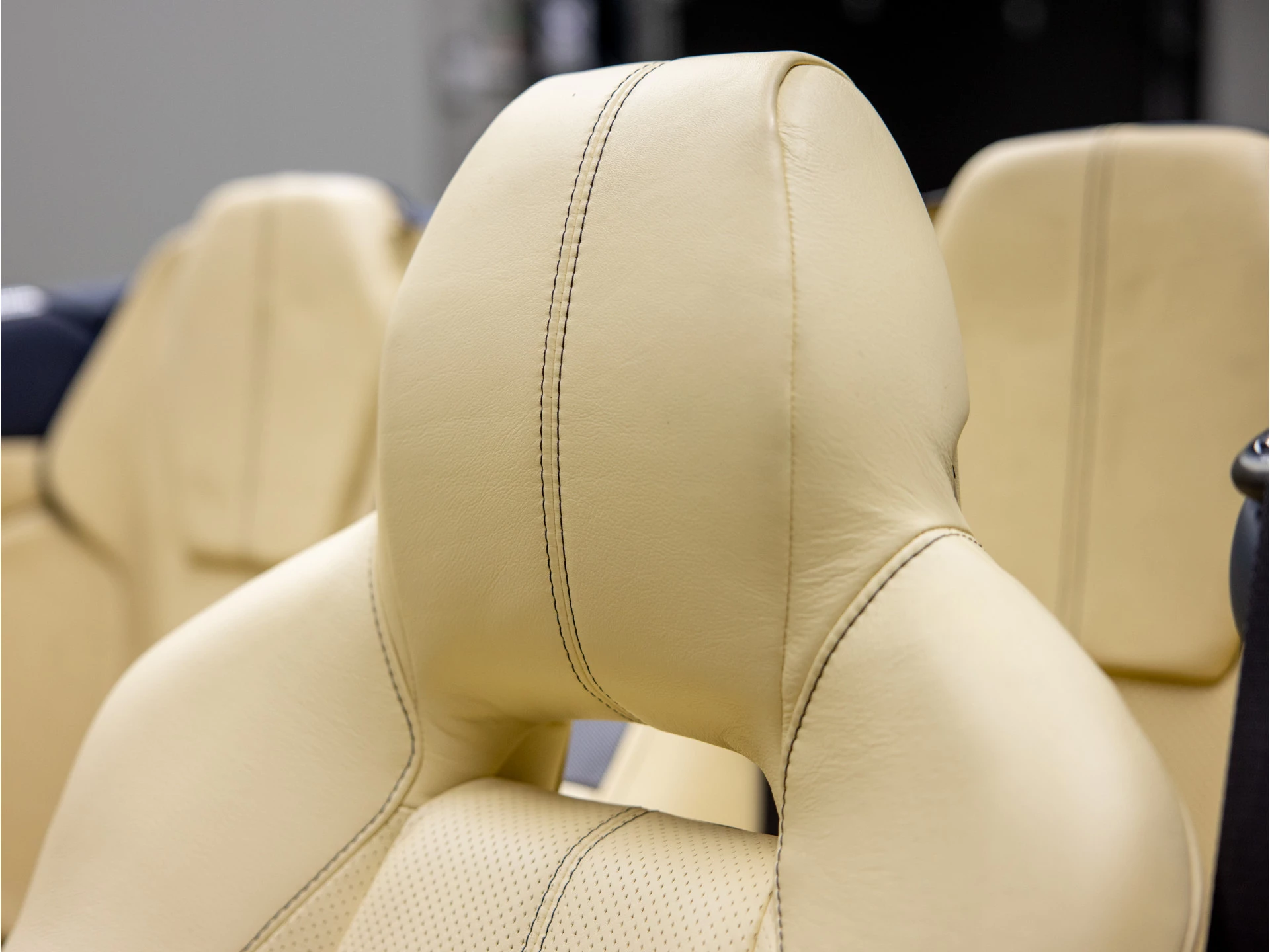 Hoofdafbeelding Aston Martin DB9