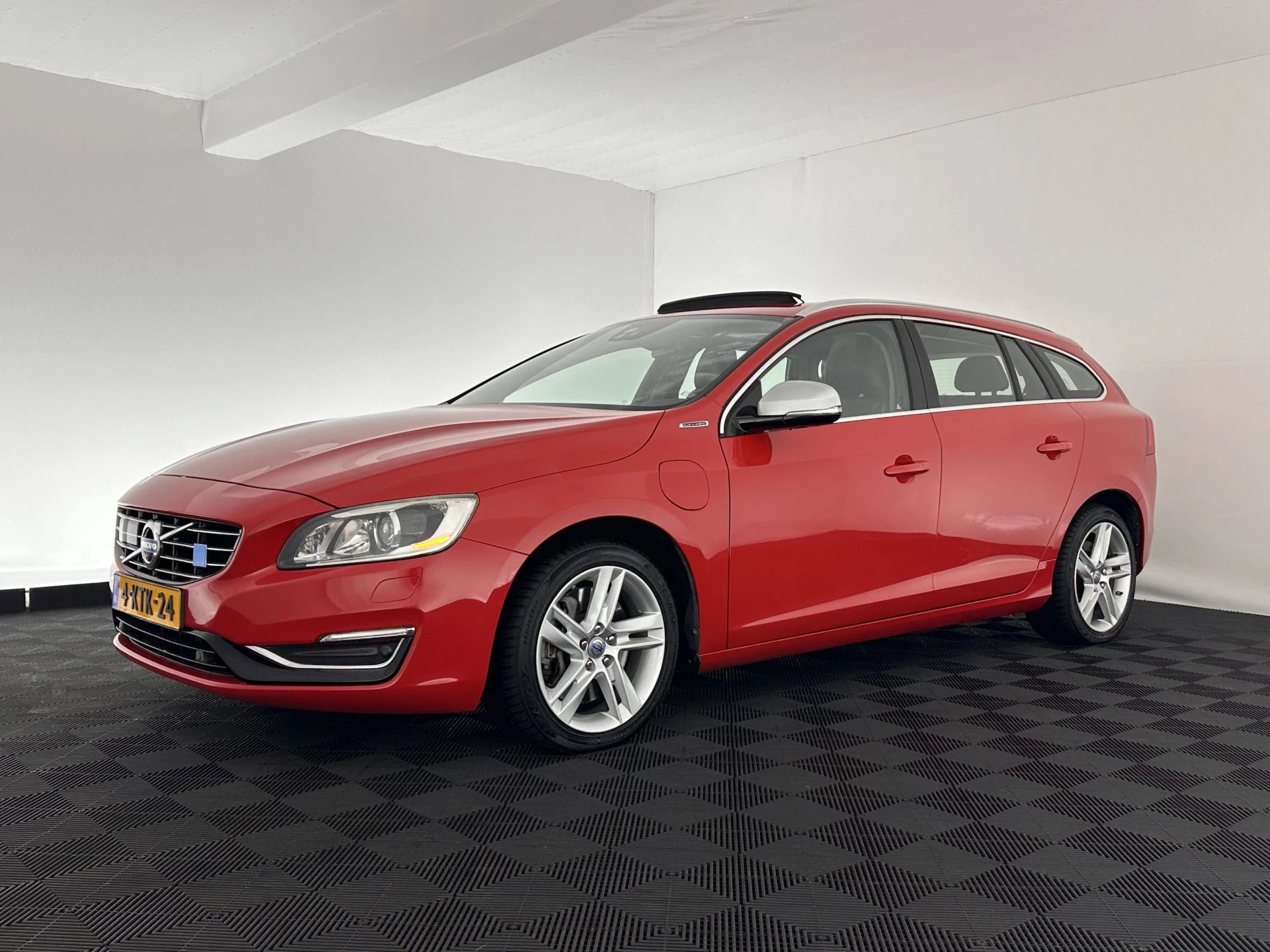 Hoofdafbeelding Volvo V60