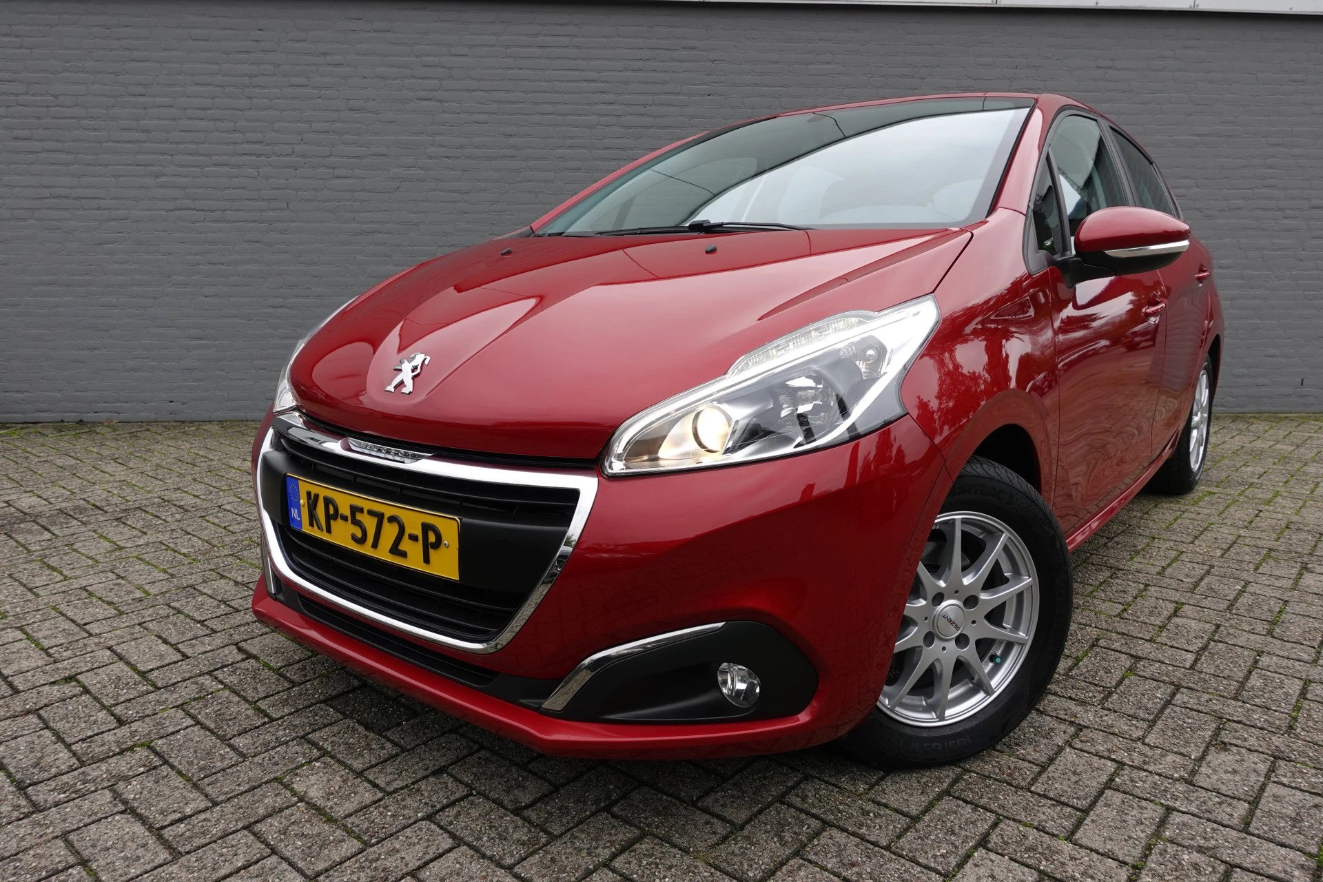 Hoofdafbeelding Peugeot 208