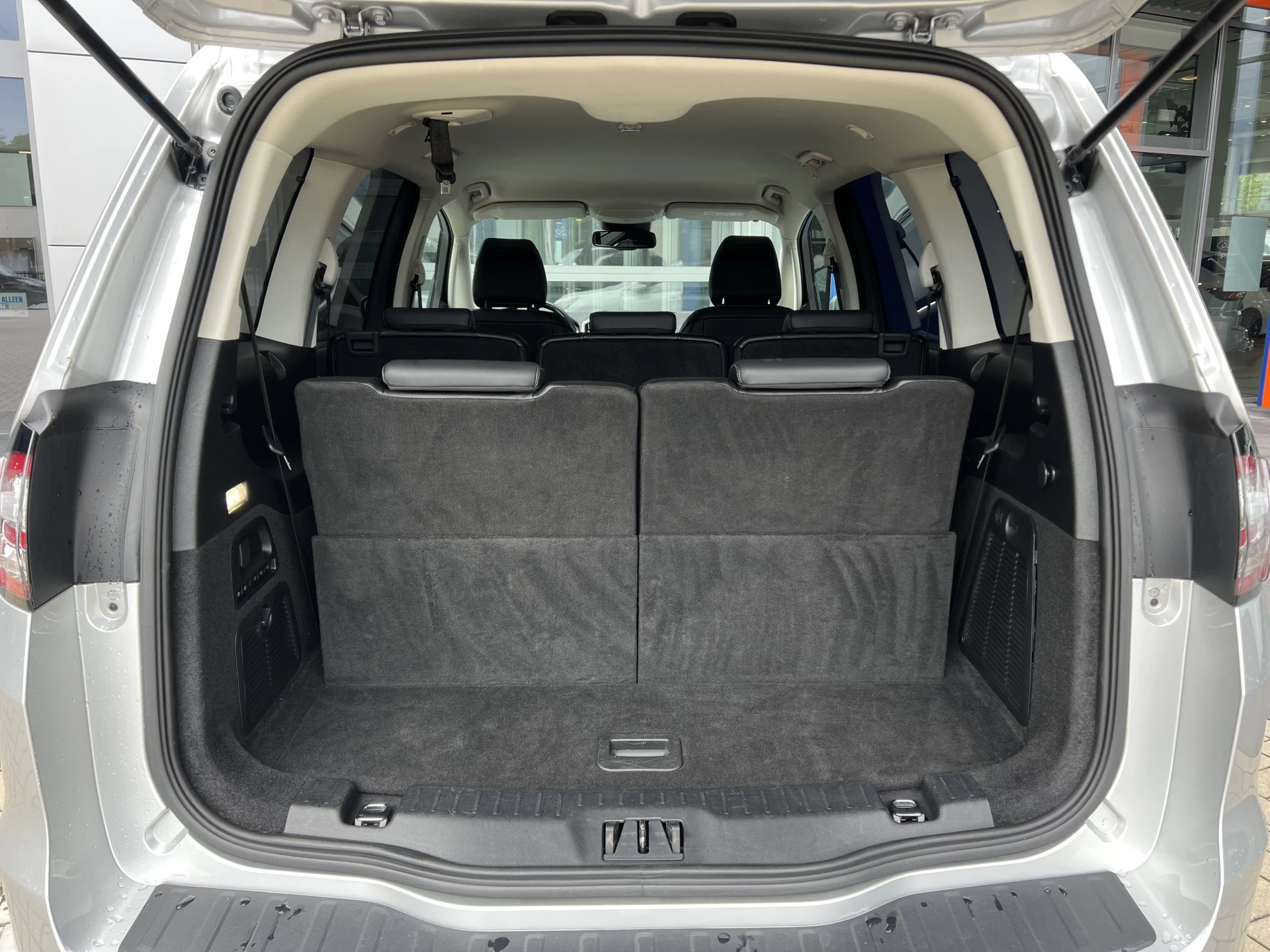 Hoofdafbeelding Ford Galaxy