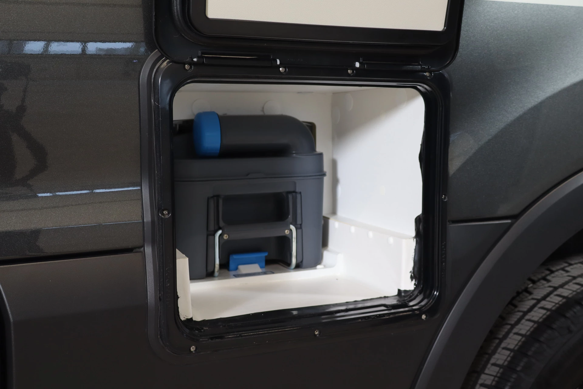 Hoofdafbeelding Weinsberg R46