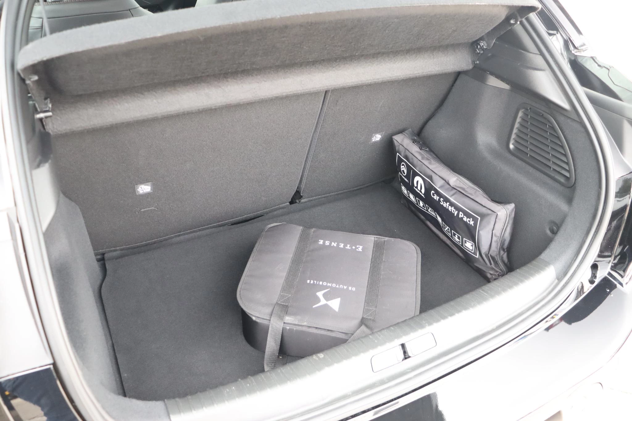 Hoofdafbeelding DS DS 3