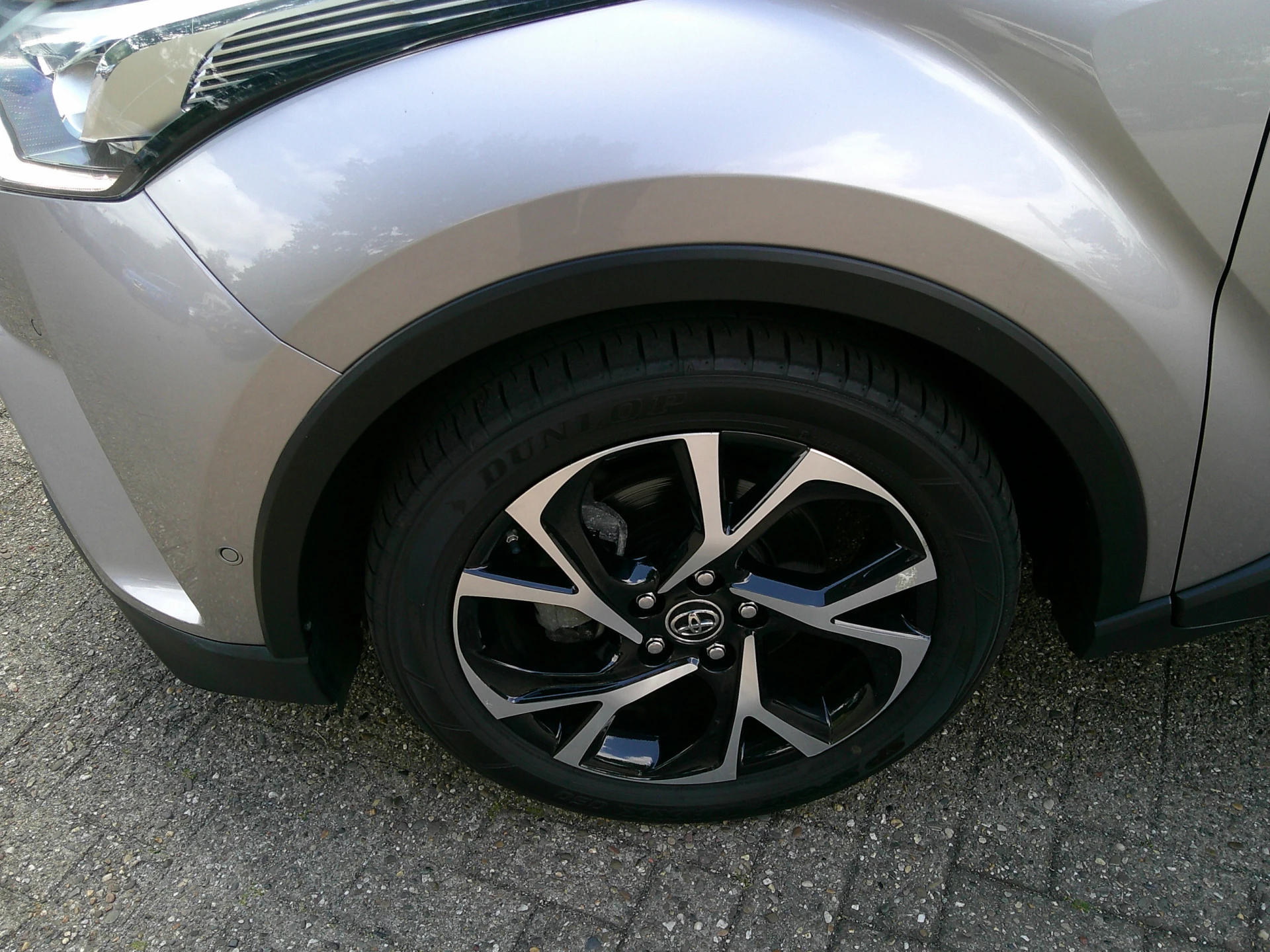 Hoofdafbeelding Toyota C-HR