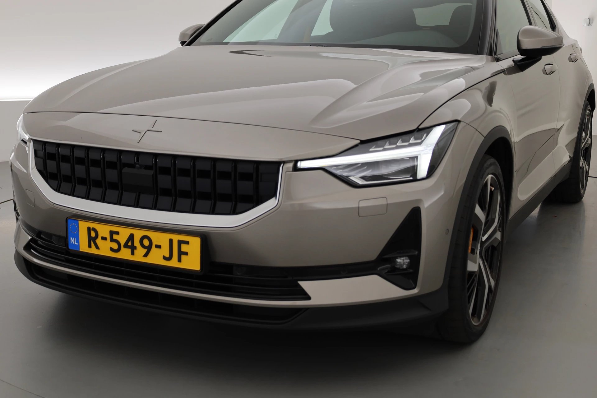 Hoofdafbeelding Polestar 2