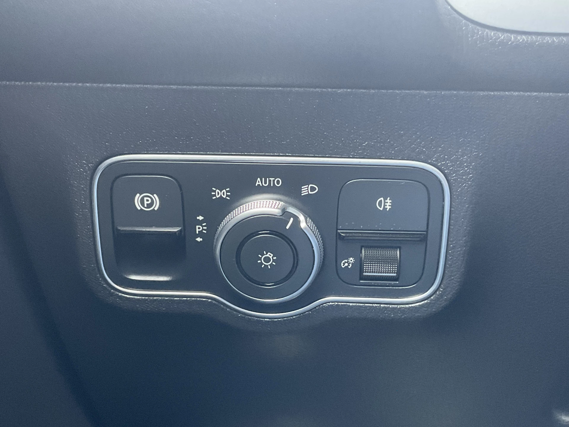 Hoofdafbeelding Mercedes-Benz EQB