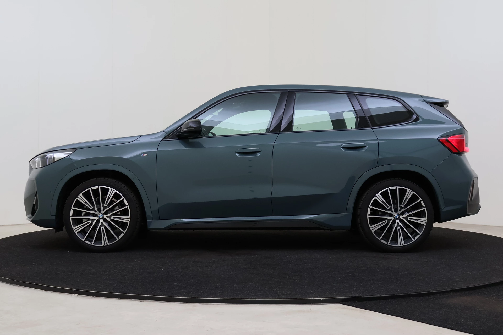 Hoofdafbeelding BMW iX1