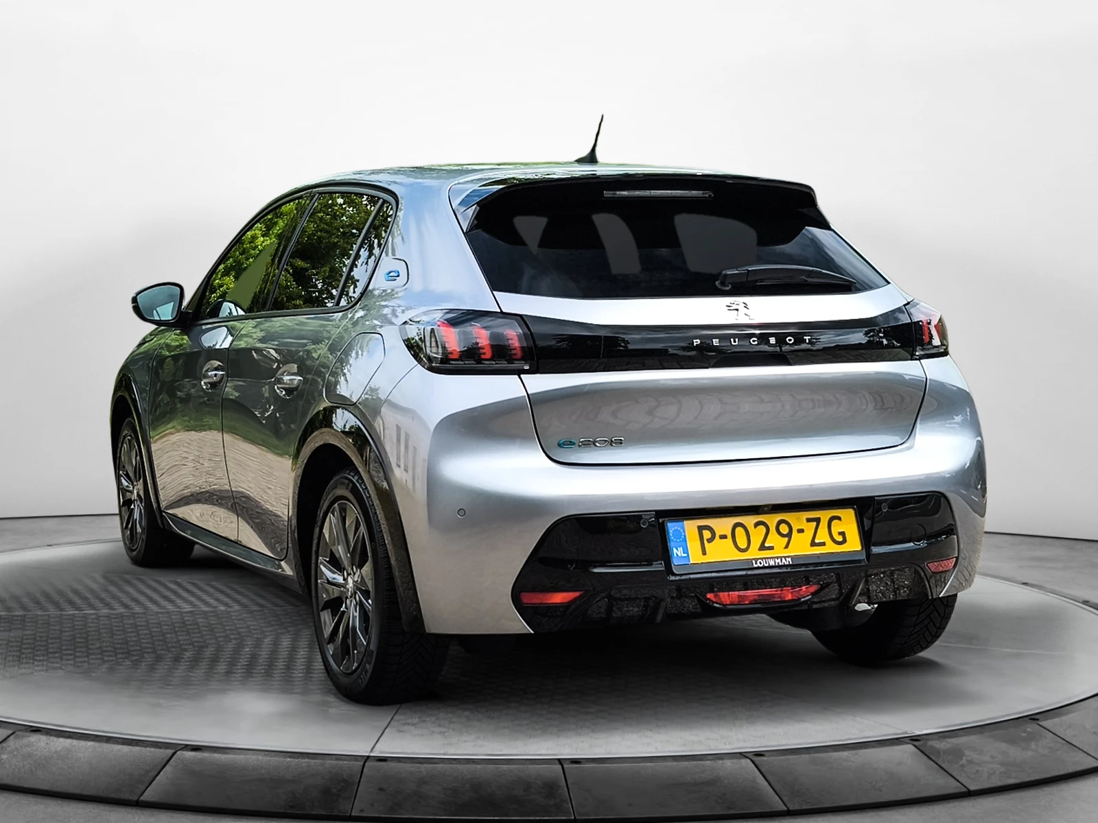 Hoofdafbeelding Peugeot e-208