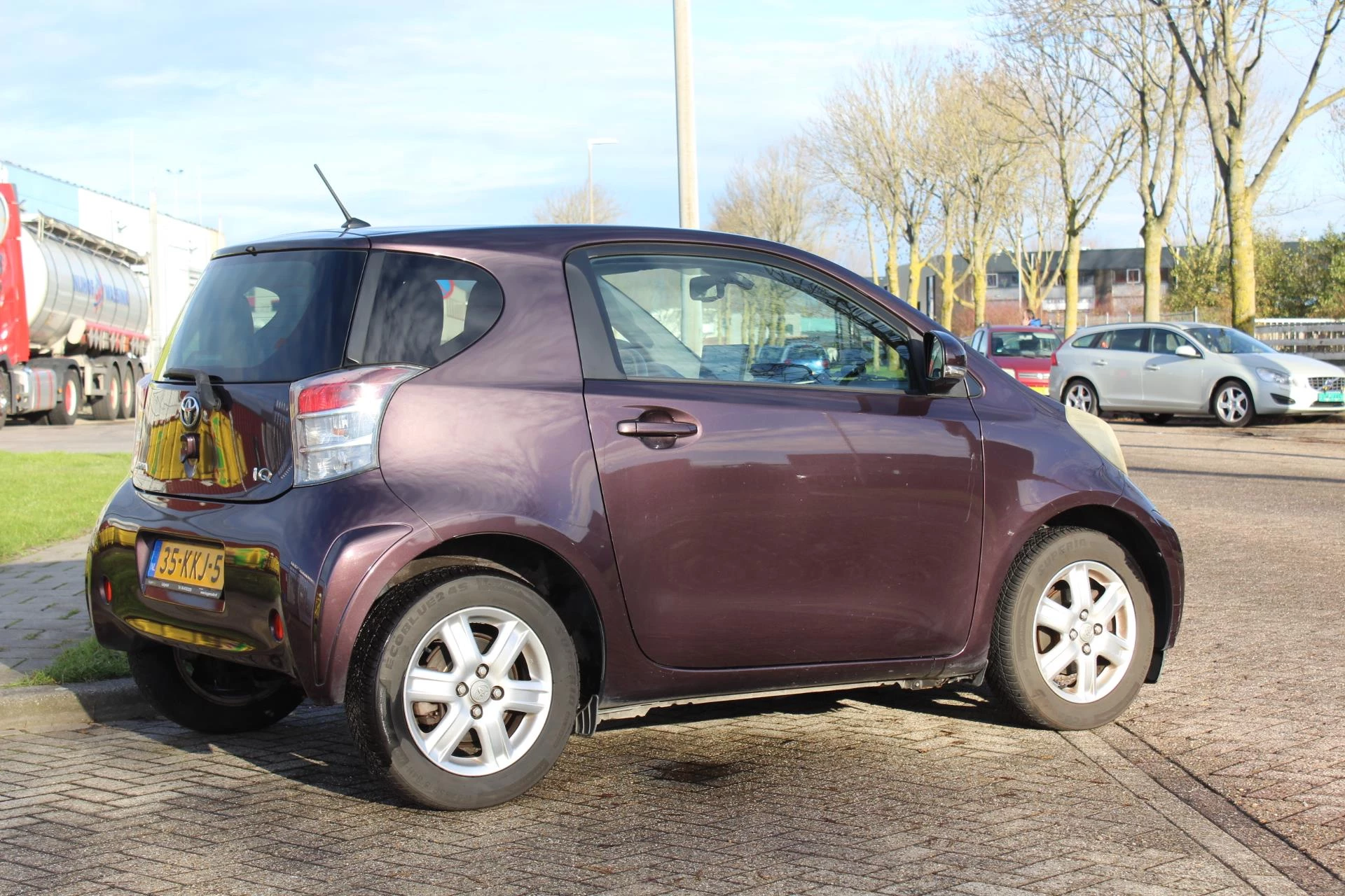 Hoofdafbeelding Toyota iQ