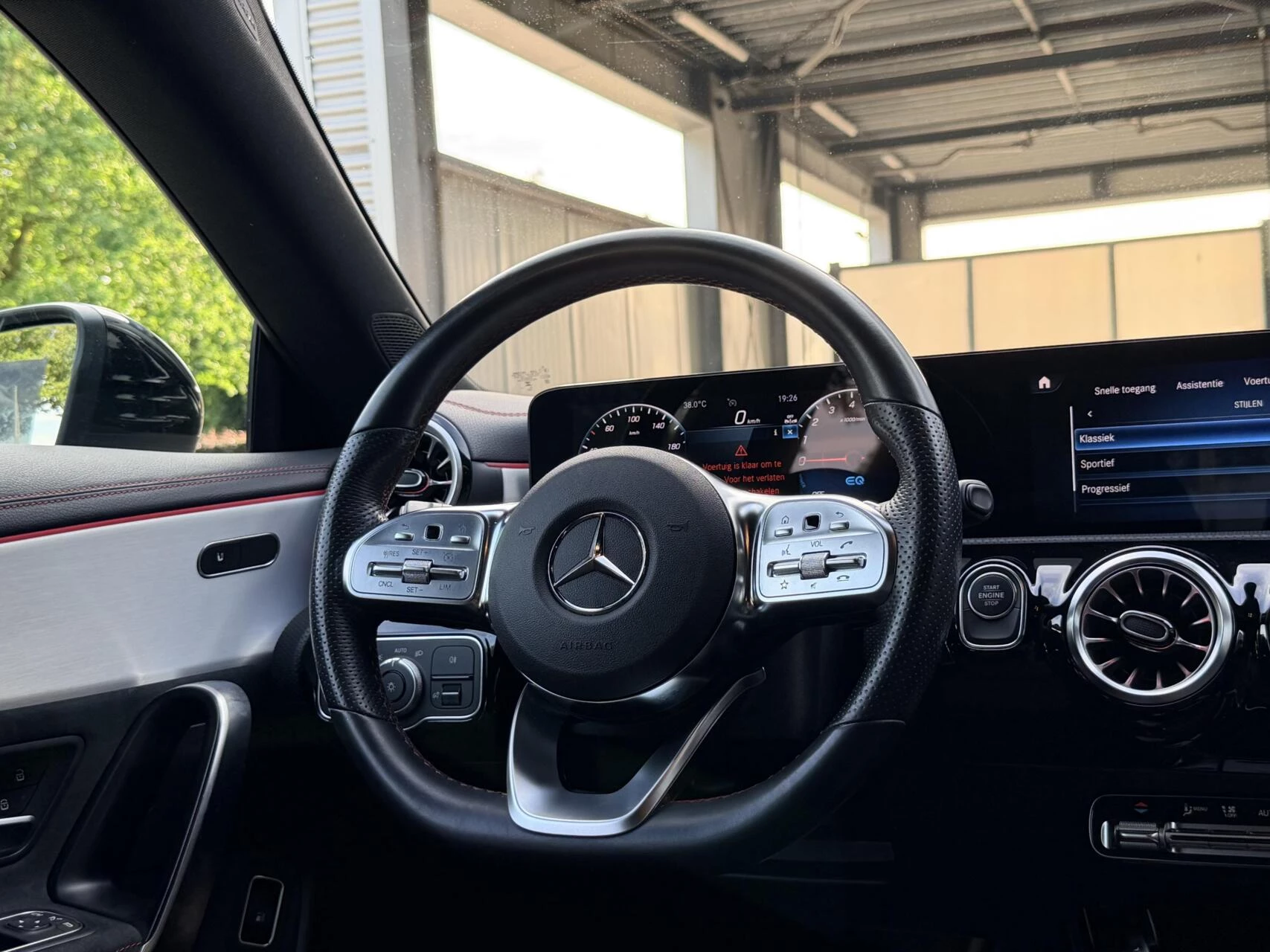 Hoofdafbeelding Mercedes-Benz CLA