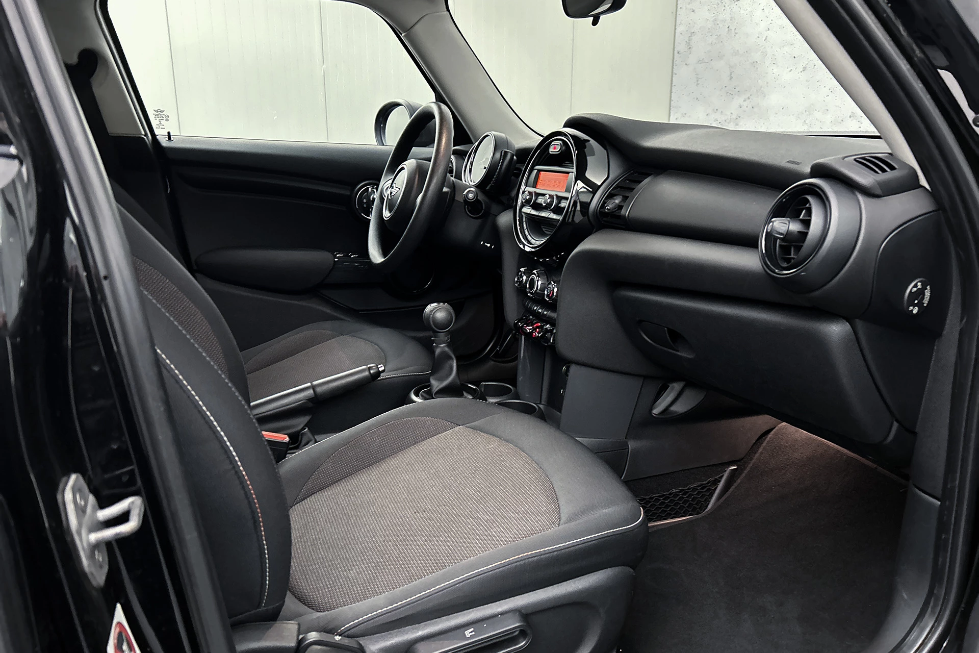 Hoofdafbeelding MINI 5-deurs