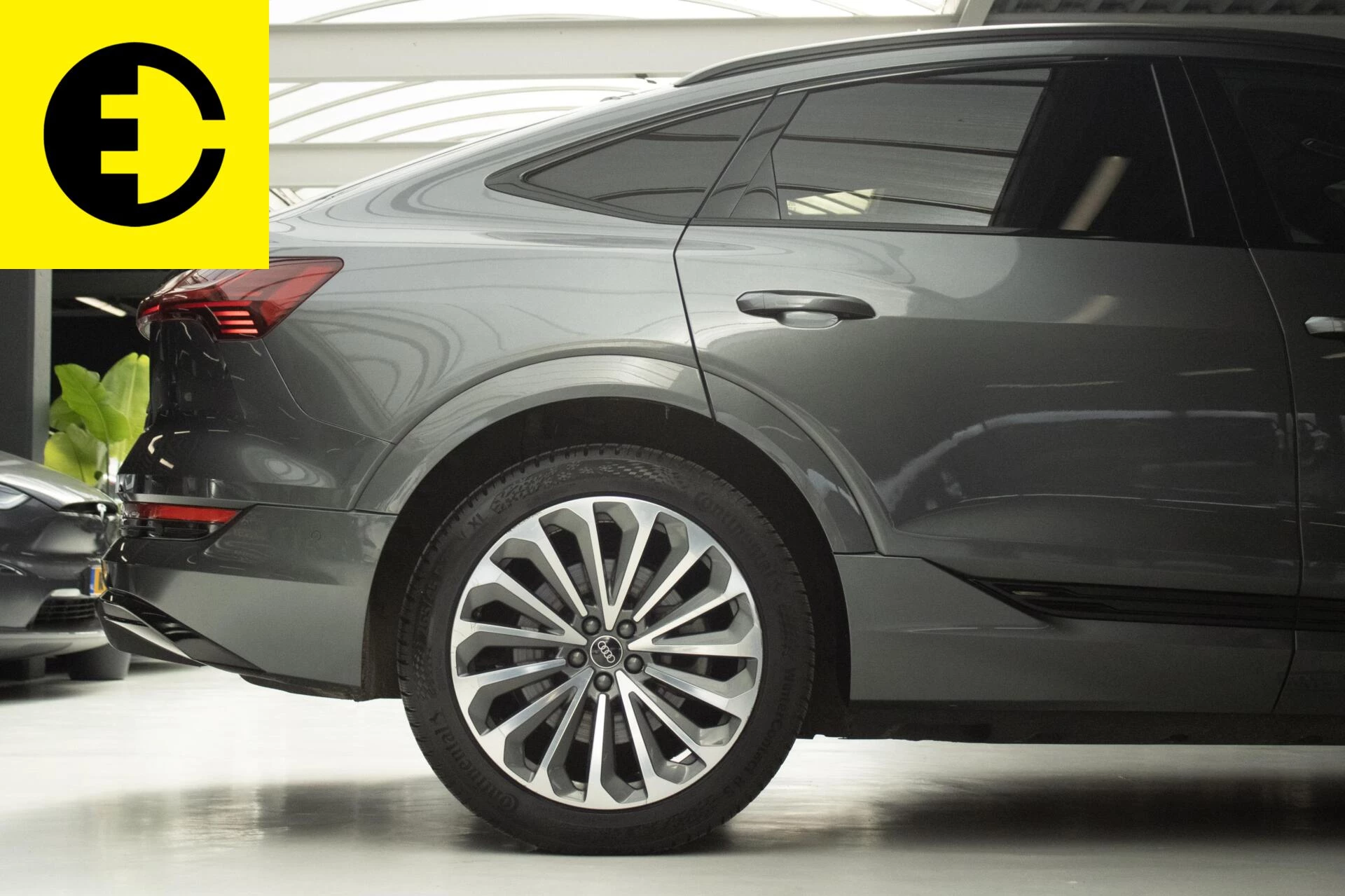 Hoofdafbeelding Audi e-tron