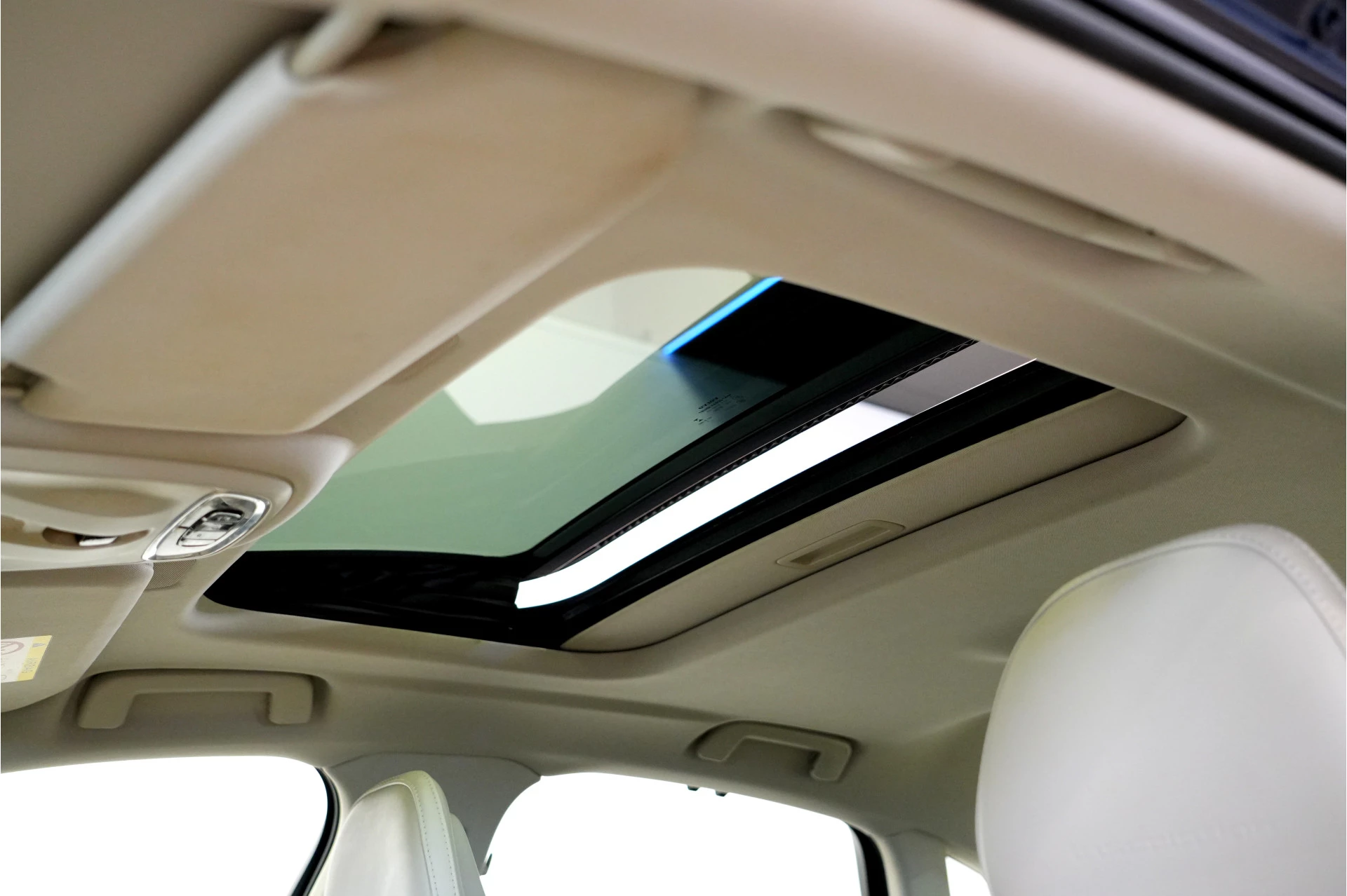 Hoofdafbeelding Volvo S90