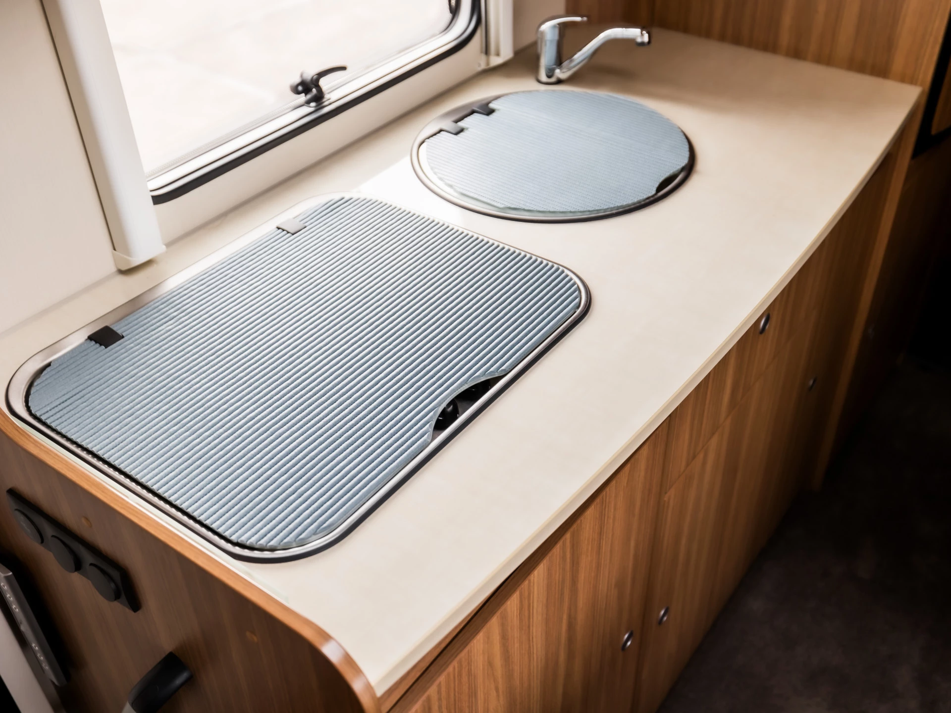 Hoofdafbeelding Carado A 464