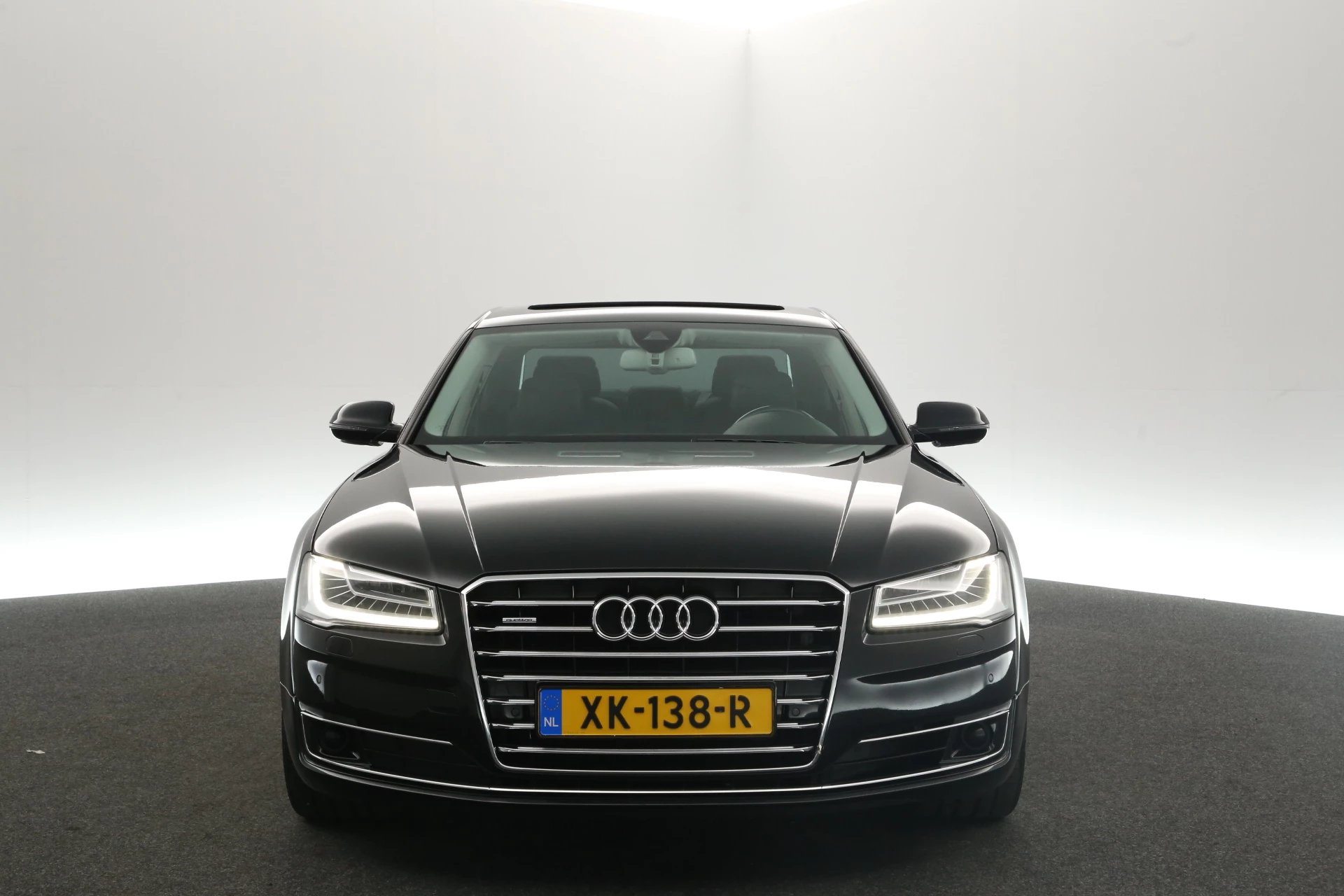 Hoofdafbeelding Audi A8