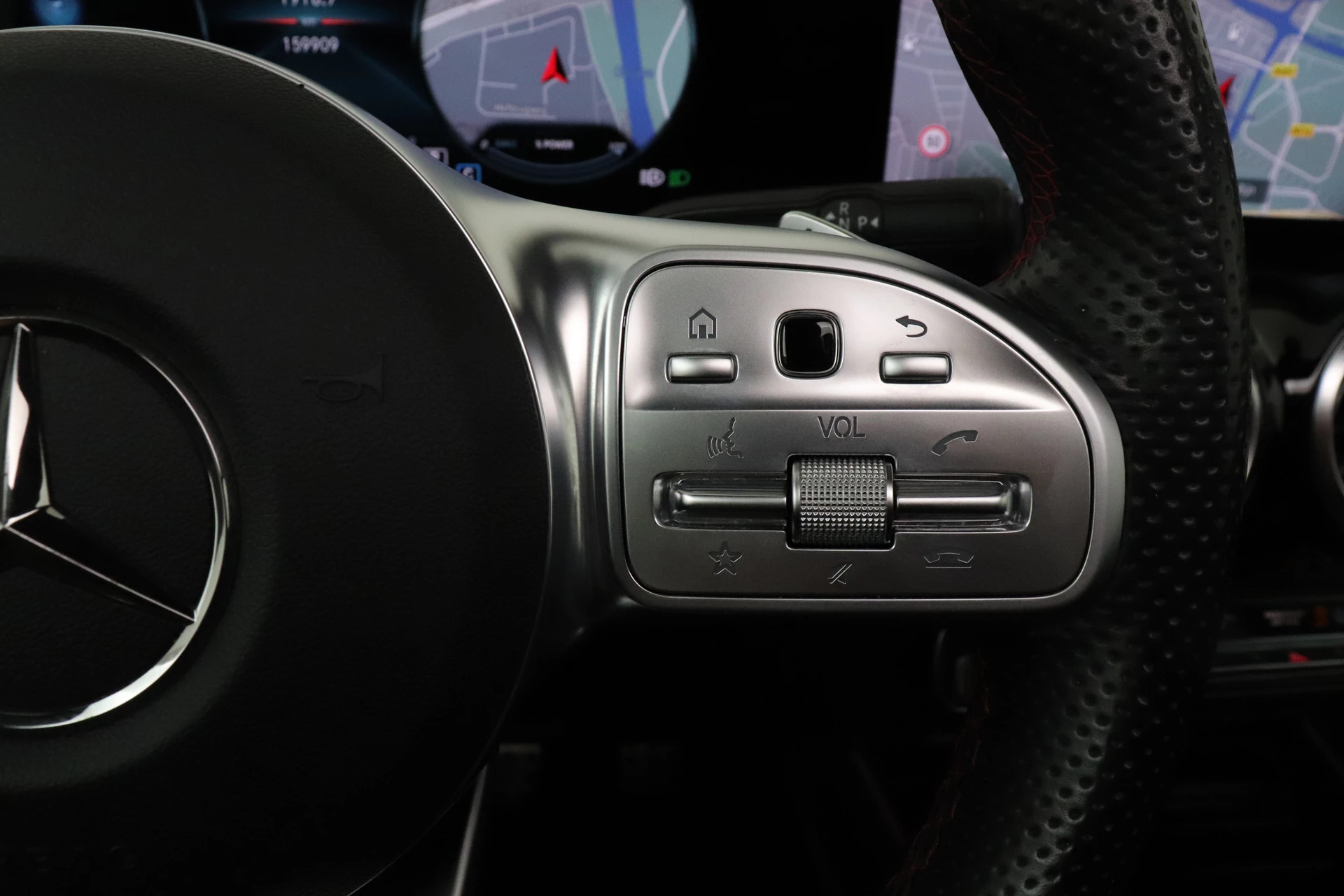 Hoofdafbeelding Mercedes-Benz EQA