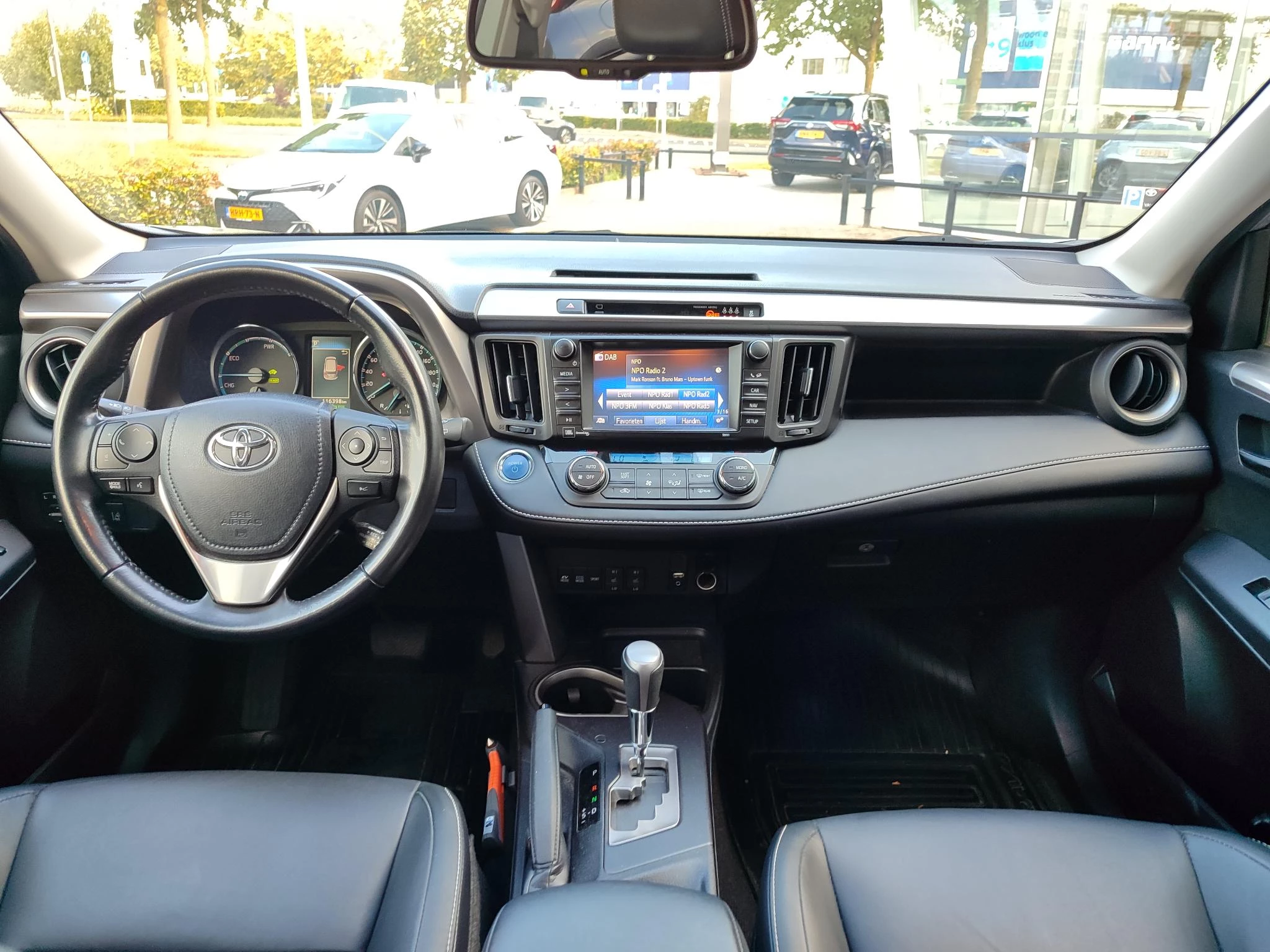 Hoofdafbeelding Toyota RAV4