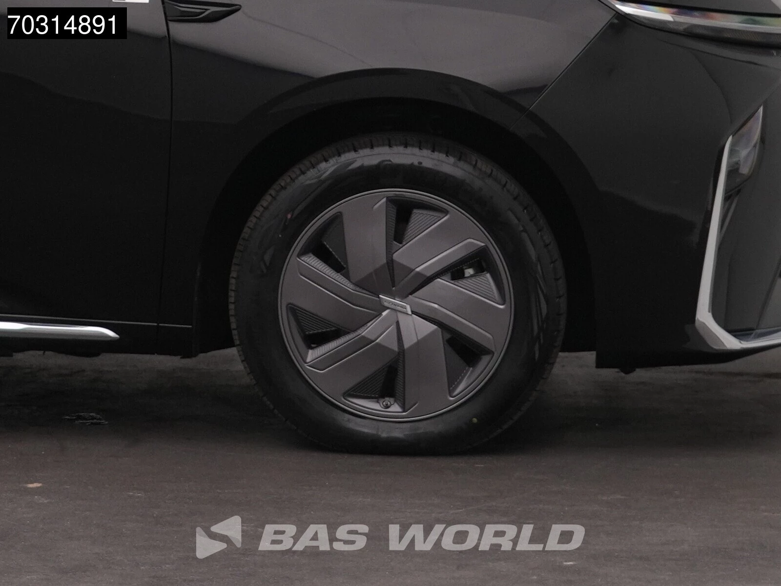 Hoofdafbeelding Maxus MIFA 9