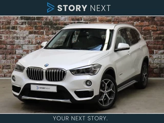 BMW X1 sDrive20i Executive xLine Automaat / Navigatiesysteem / Trekhaak / LED / Cruise Control / Bluetooth / 18 Inch / Lichtpakket / Parkeersensoren voor+achter / Climate Control / Sportstuur