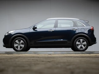 Kia Niro 1.6 GDi Hybrid DynamicLine Sport (NAVI,CAMERA,CRUISE,LANE ASSIST,LEDER,LED,SPORTSTOELEN,LM VELGEN,NETTE STAAT)