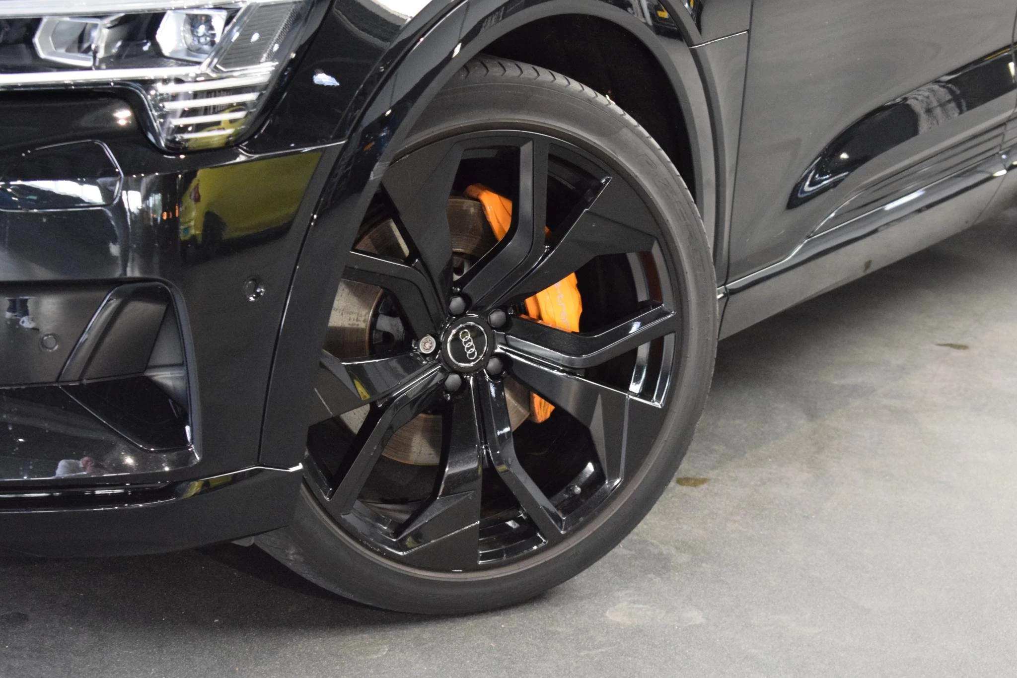 Hoofdafbeelding Audi e-tron