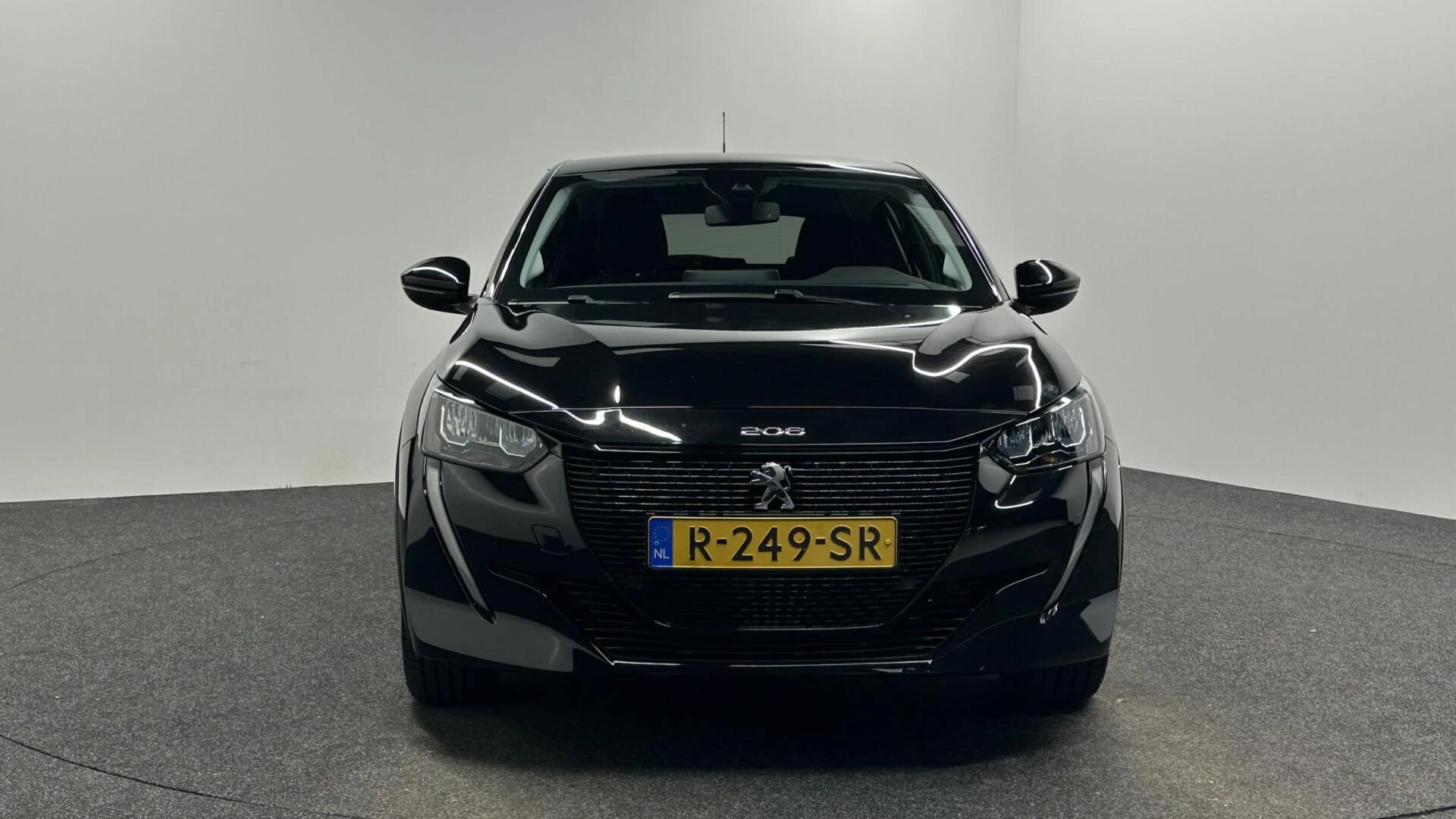 Hoofdafbeelding Peugeot e-208