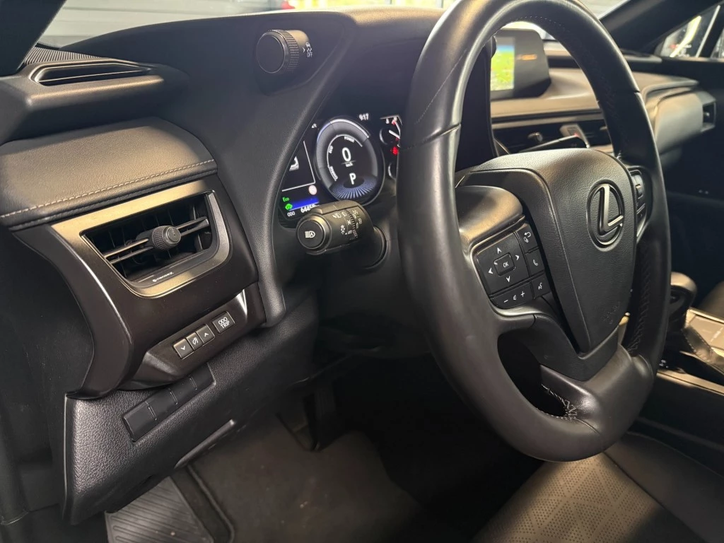 Hoofdafbeelding Lexus UX