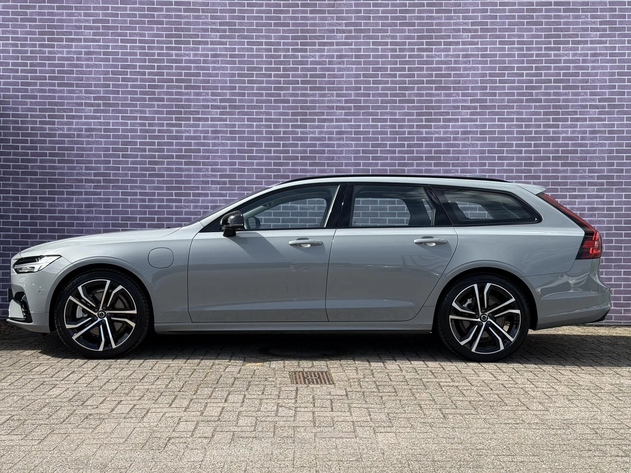 Hoofdafbeelding Volvo V90