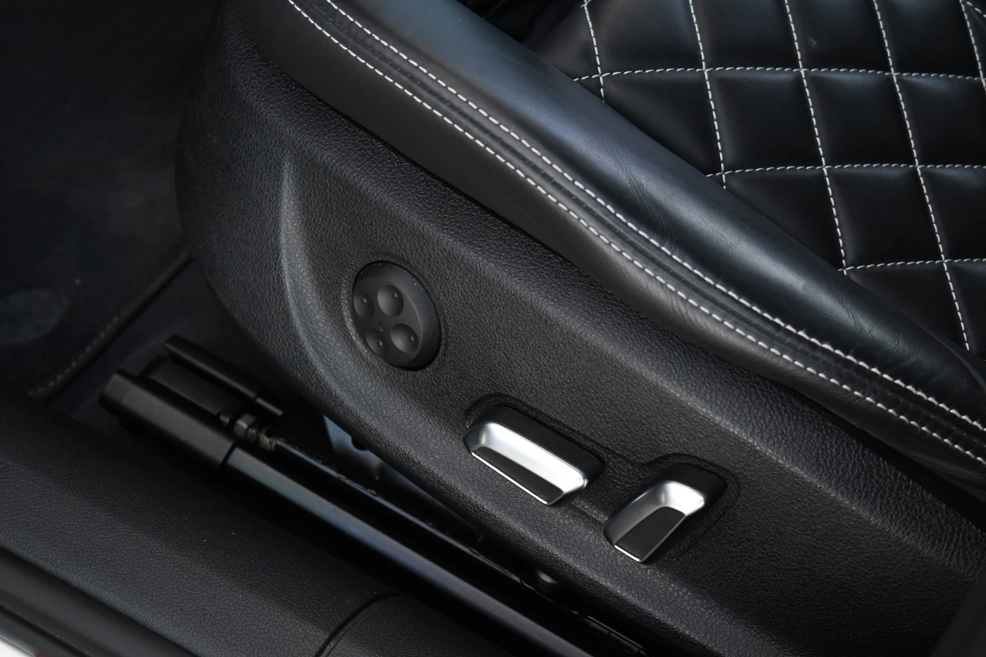 Hoofdafbeelding Audi S6